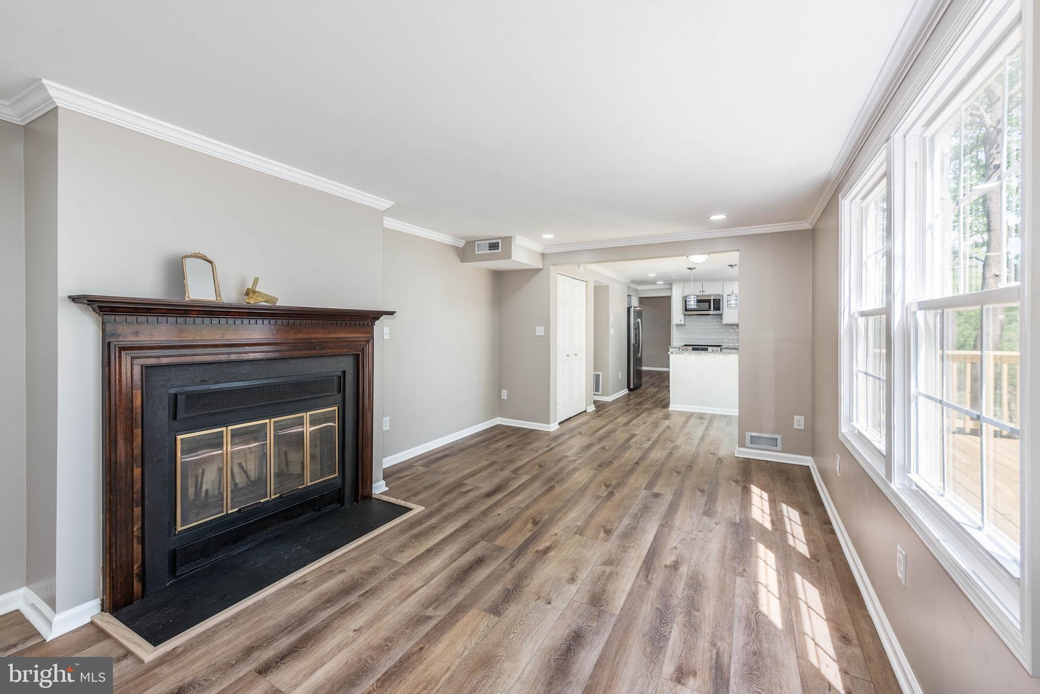HARMANS WOODS - Residential