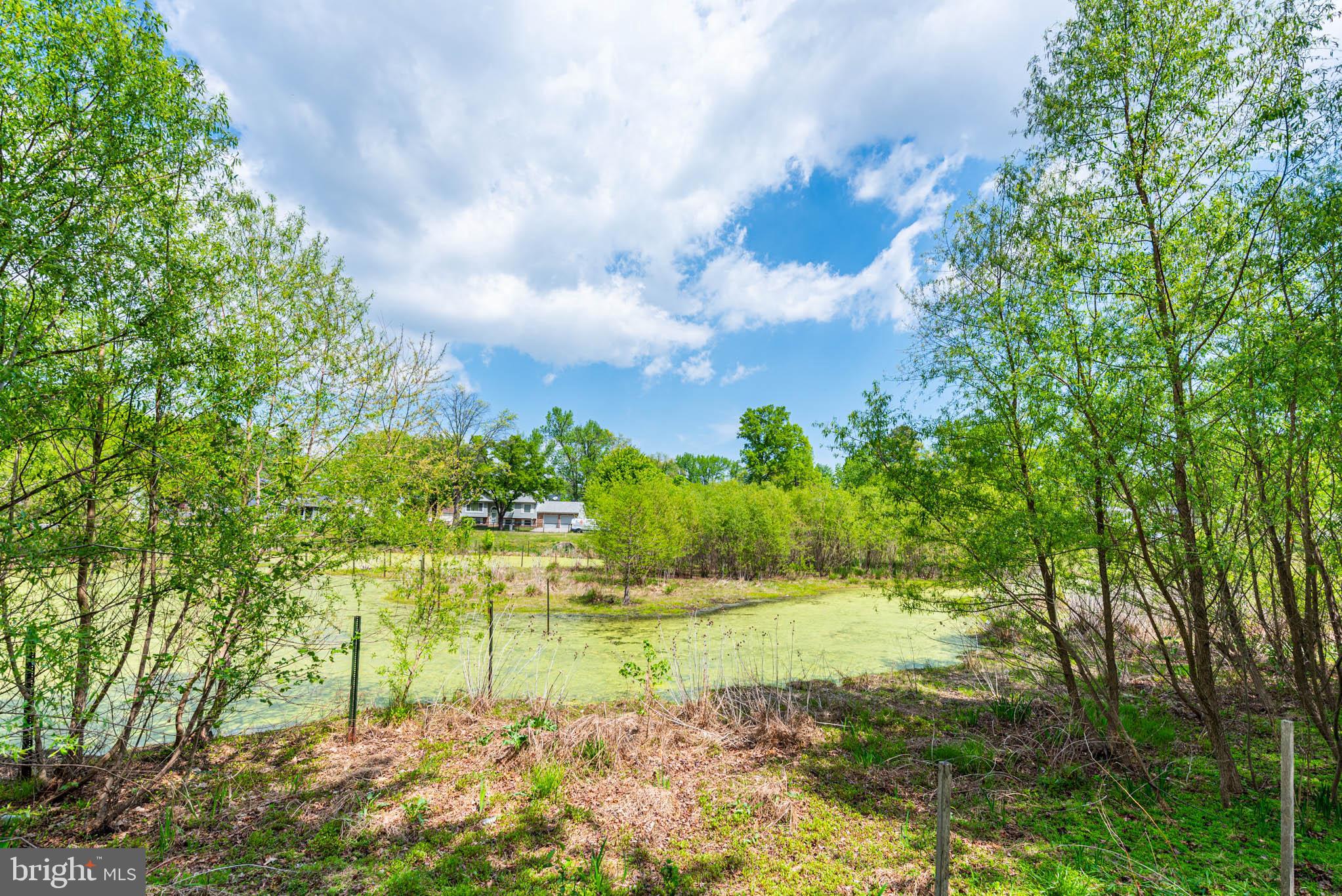 HARMANS WOODS - Residential