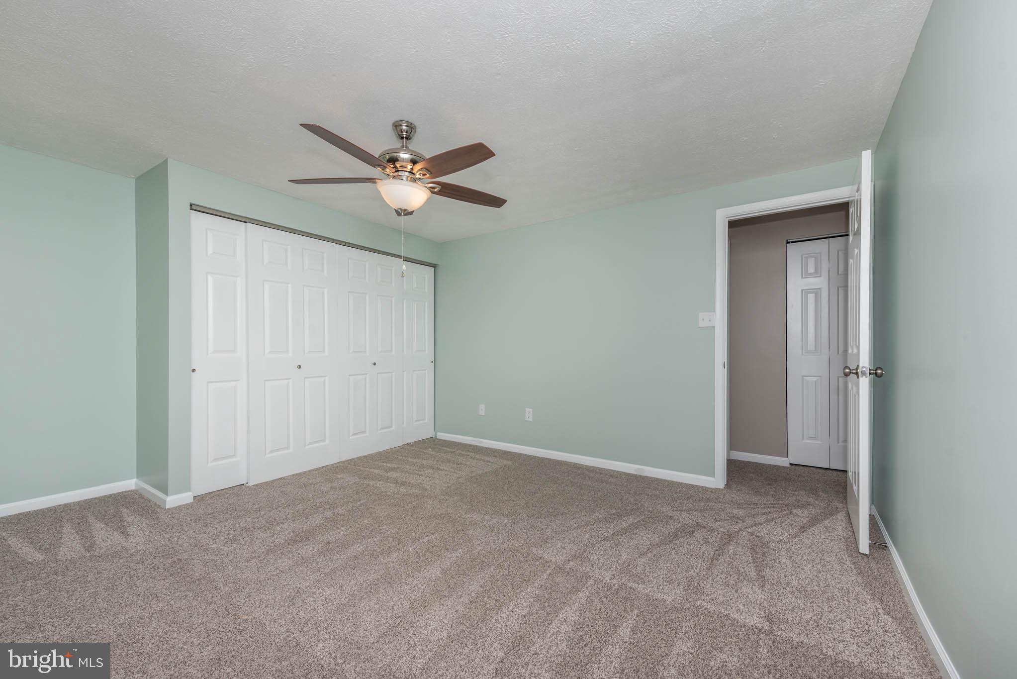 HARMANS WOODS - Residential