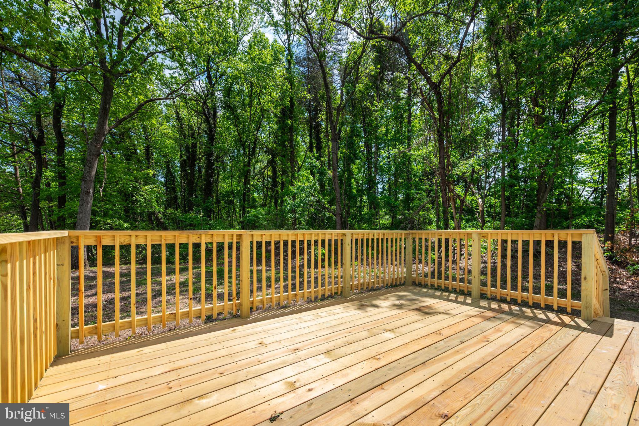 HARMANS WOODS - Residential