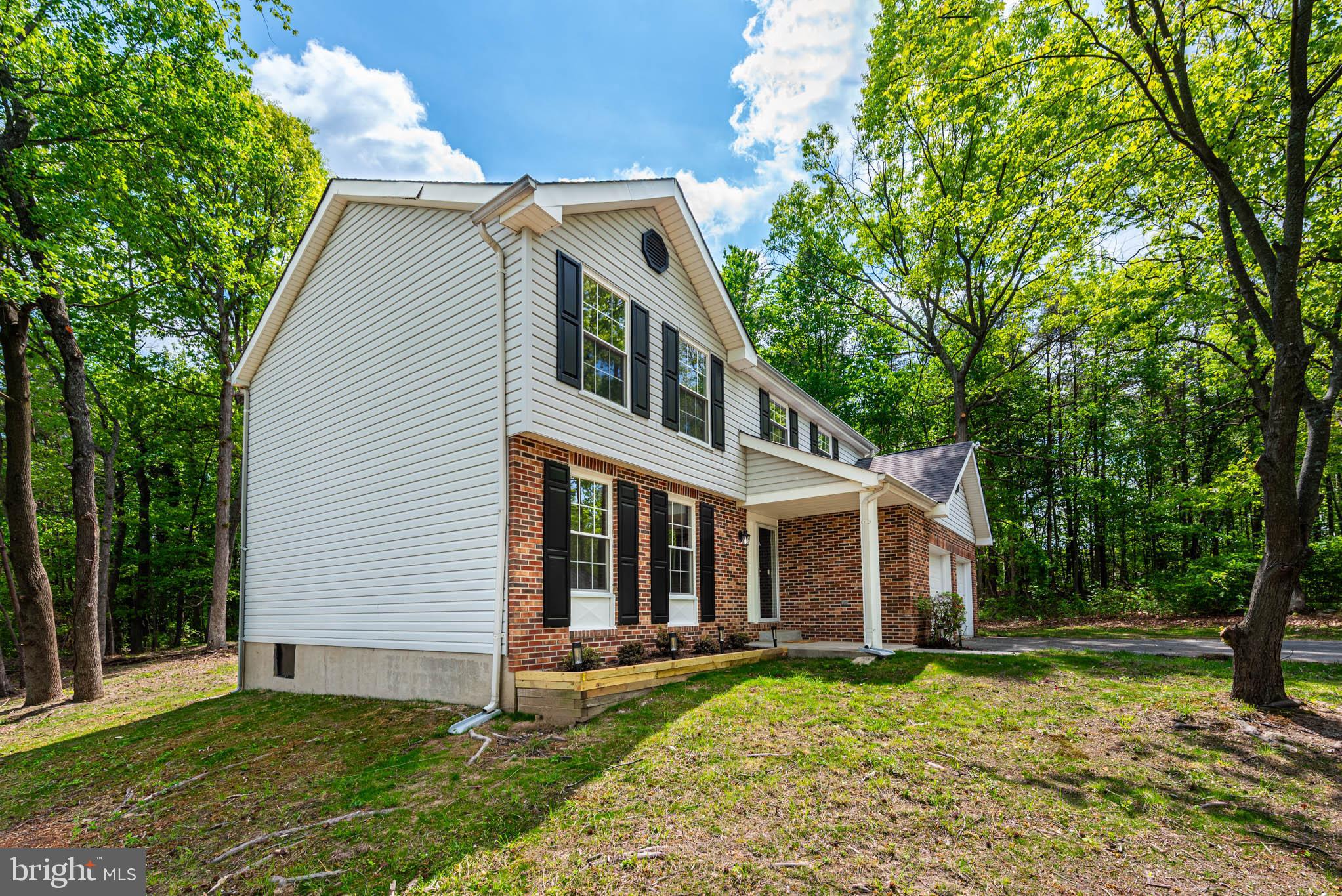 HARMANS WOODS - Residential