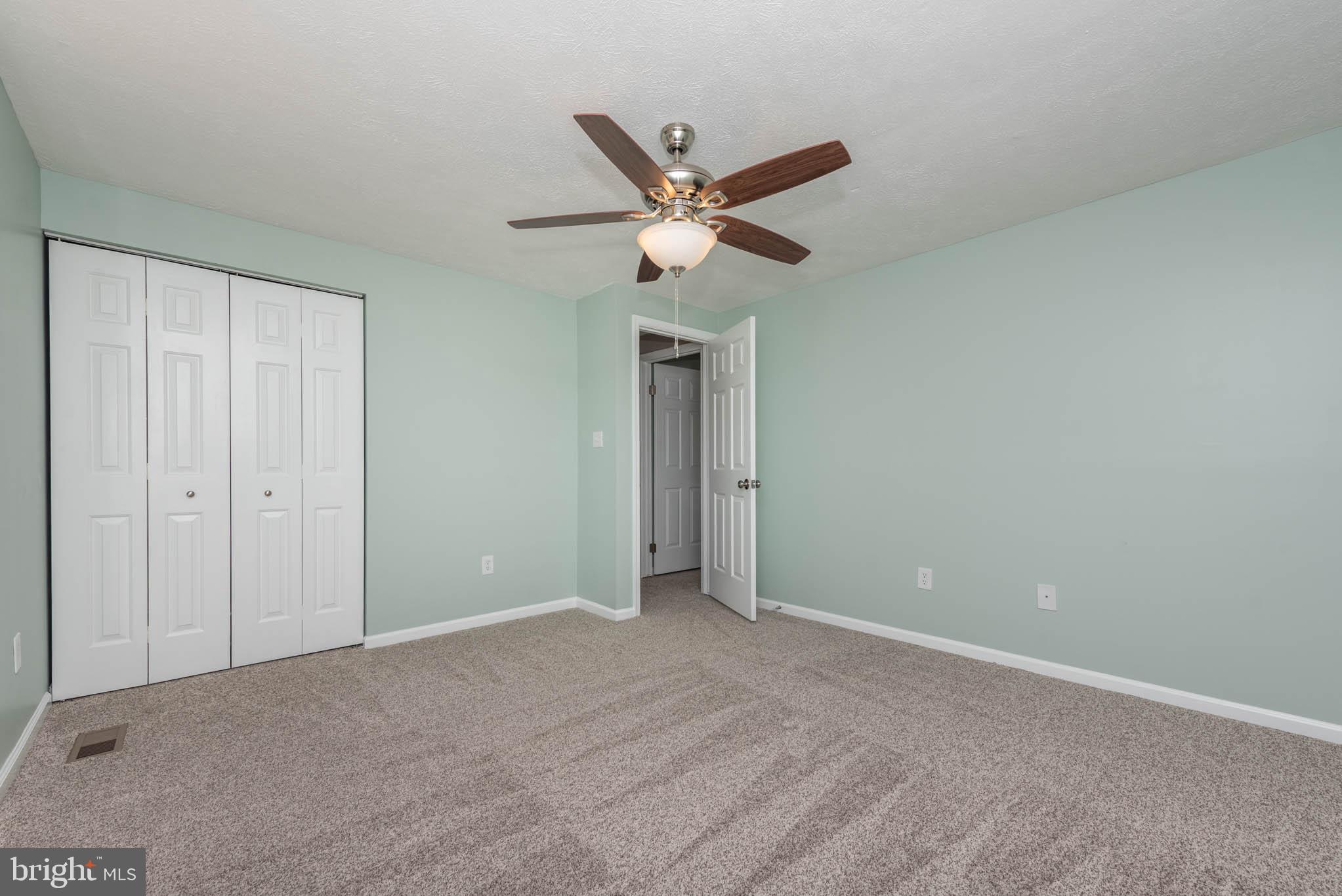 HARMANS WOODS - Residential