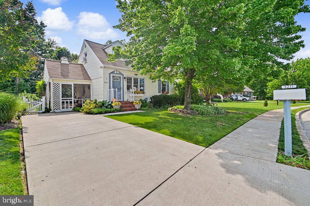 GAYLAWN - Residential