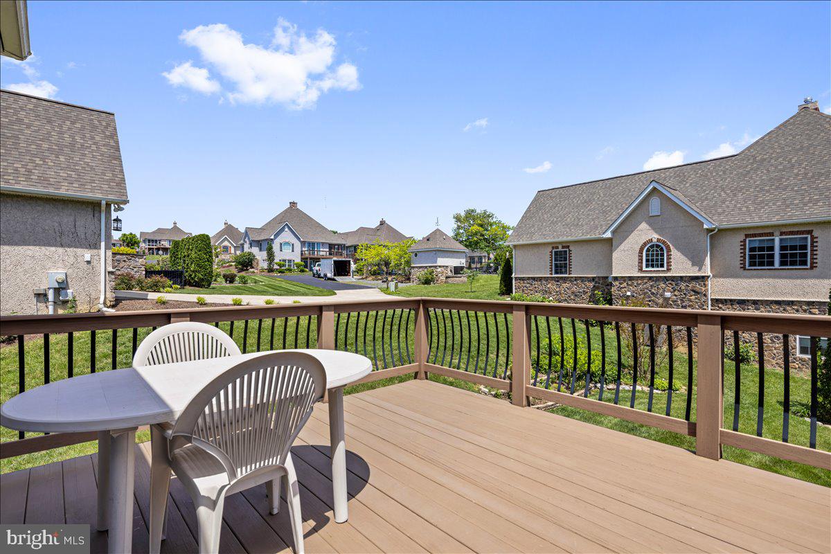 HERITAGE ESTATES - Residential