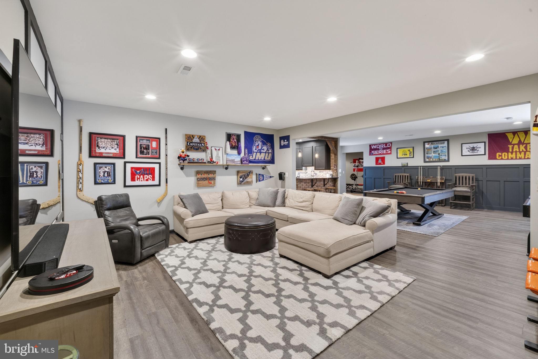 RASPBERRY FALLS - Residential
