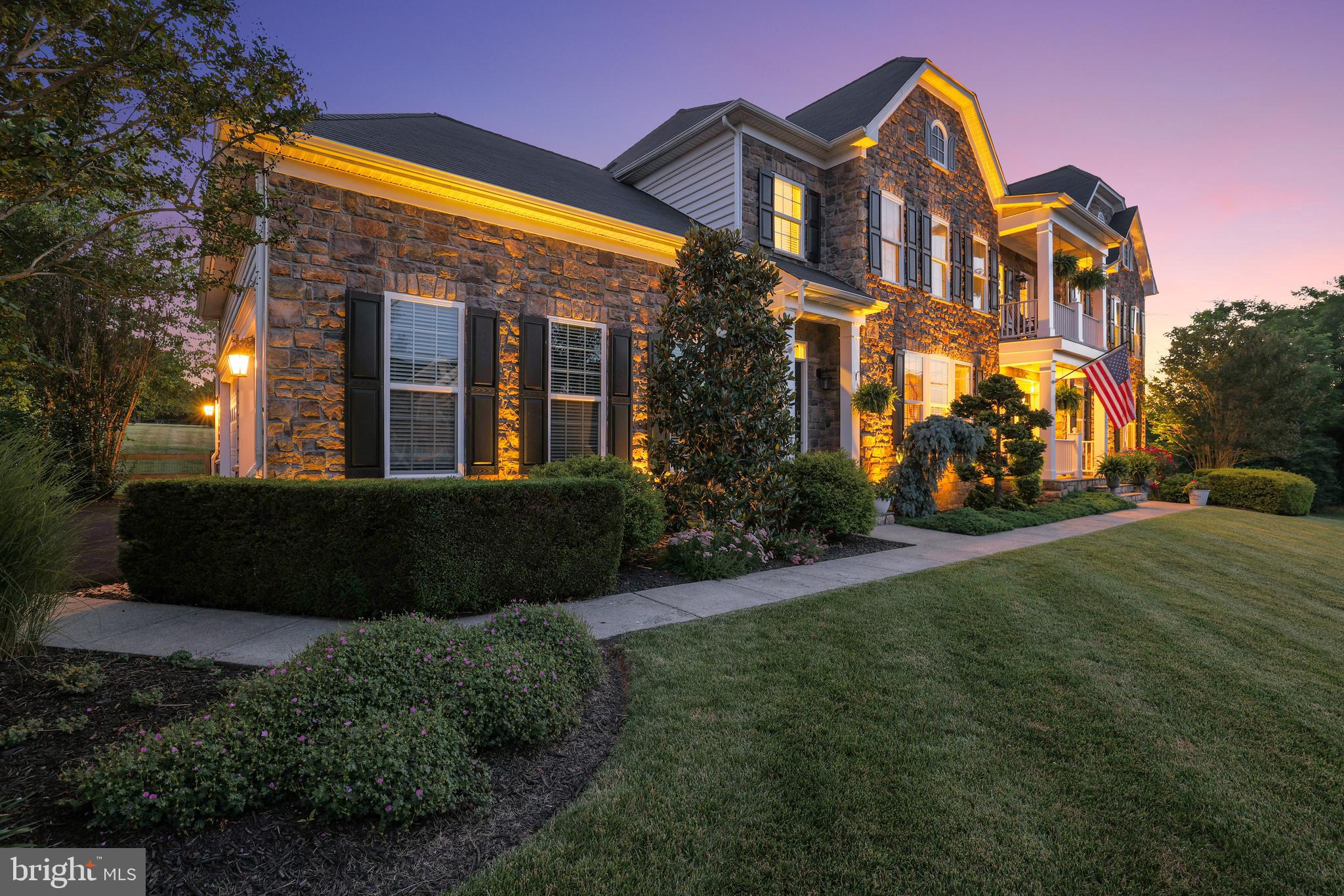RASPBERRY FALLS - Residential