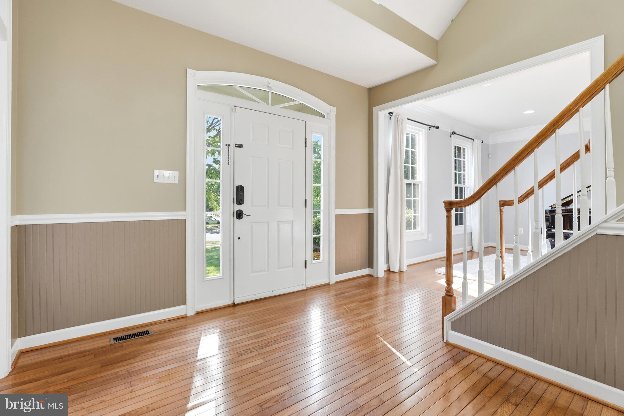 KINGSVIEW VILLAGE - Residential
