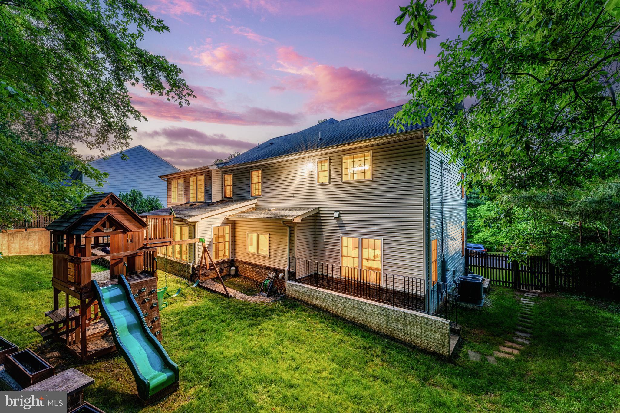 POPLAR HEIGHTS - Residential