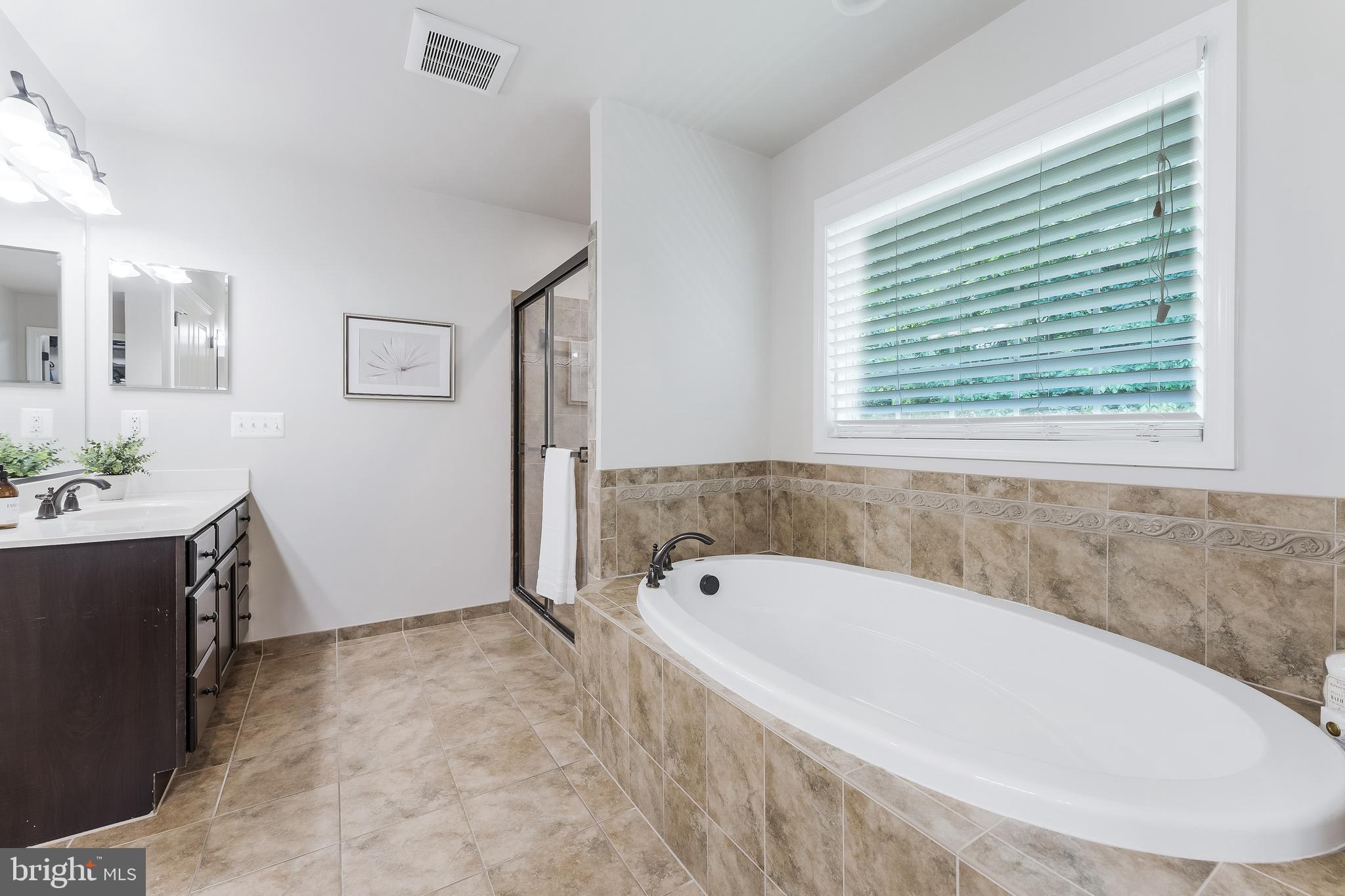 POPLAR HEIGHTS - Residential