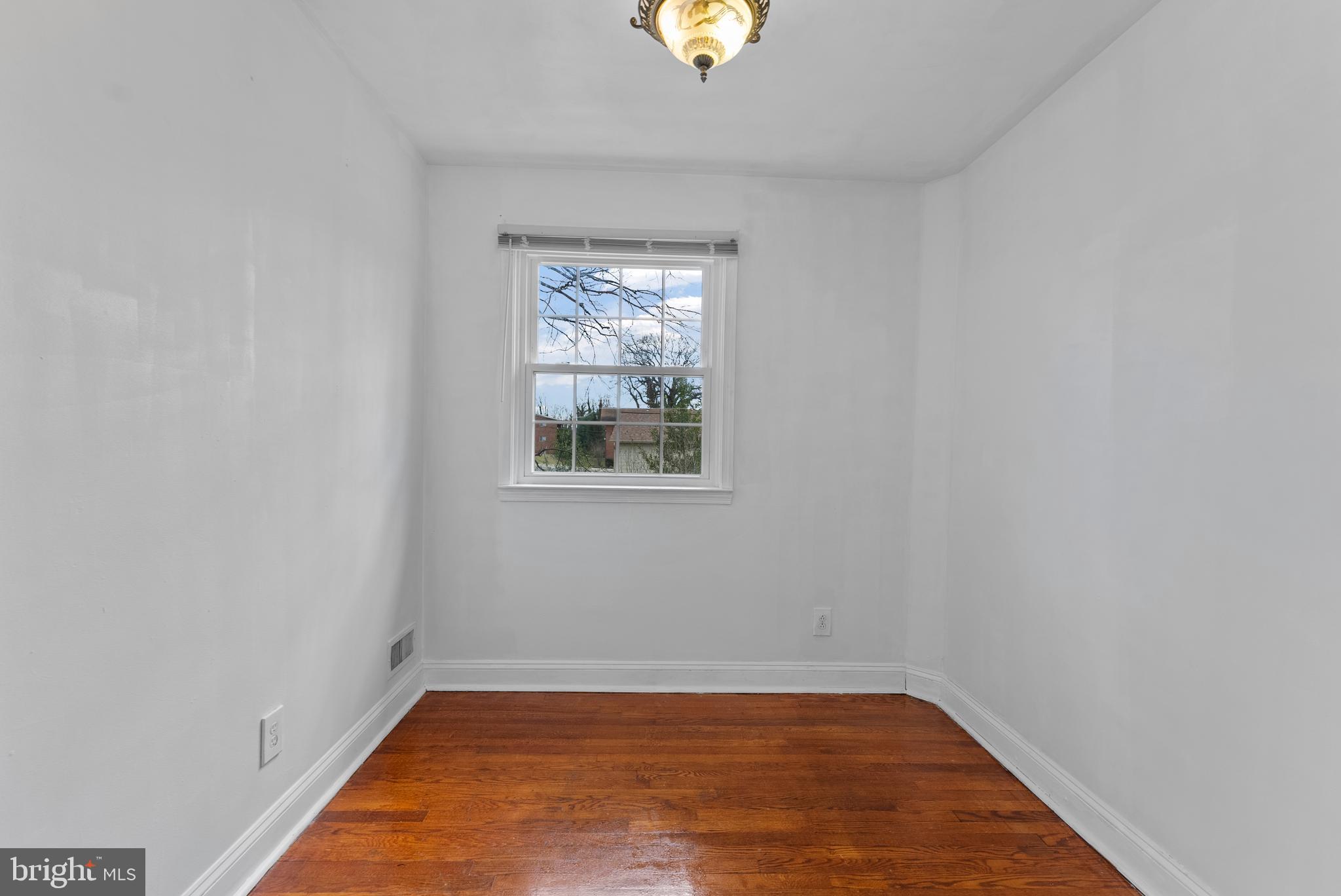 CEDARCROFT - Residential Lease