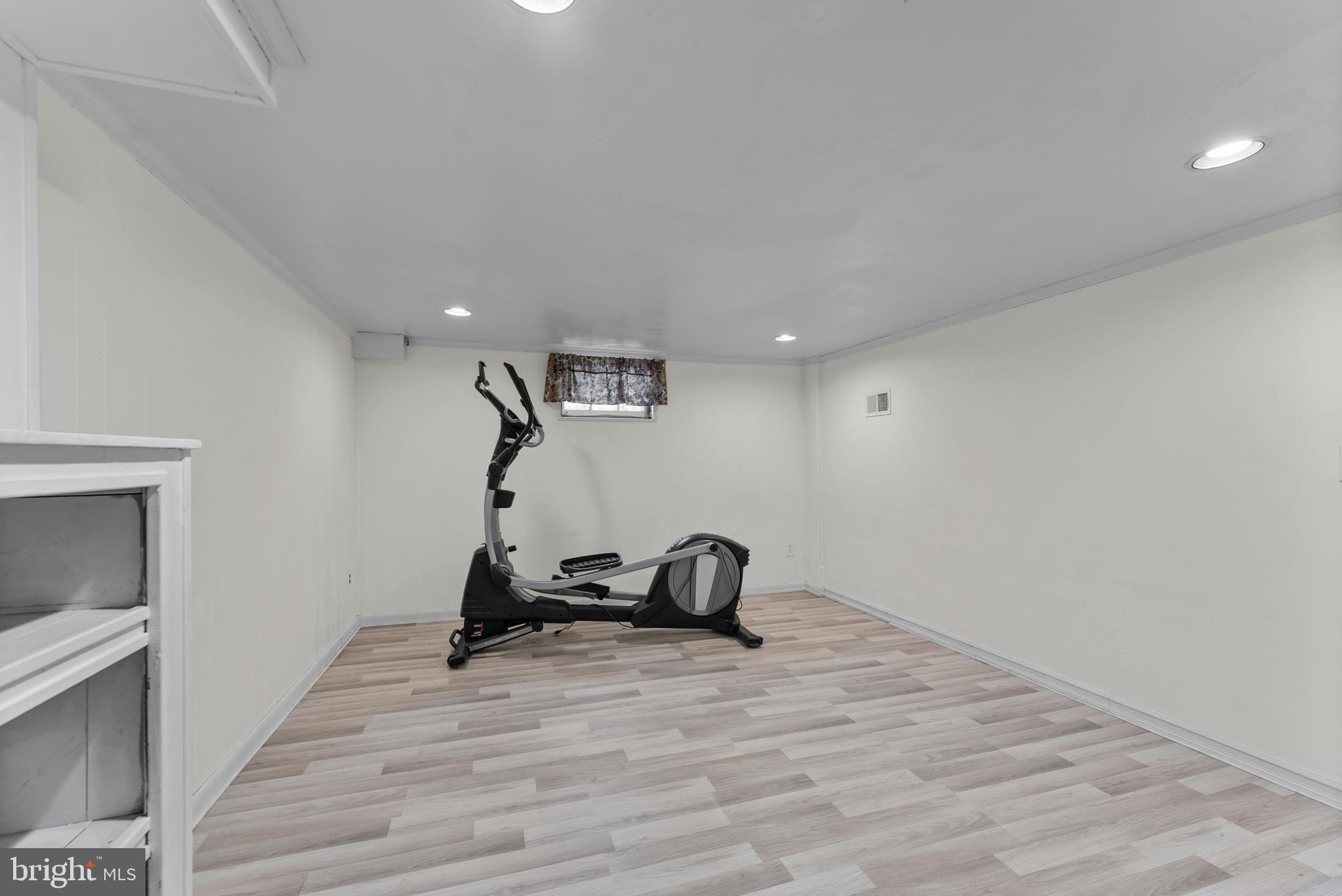 CEDARCROFT - Residential Lease