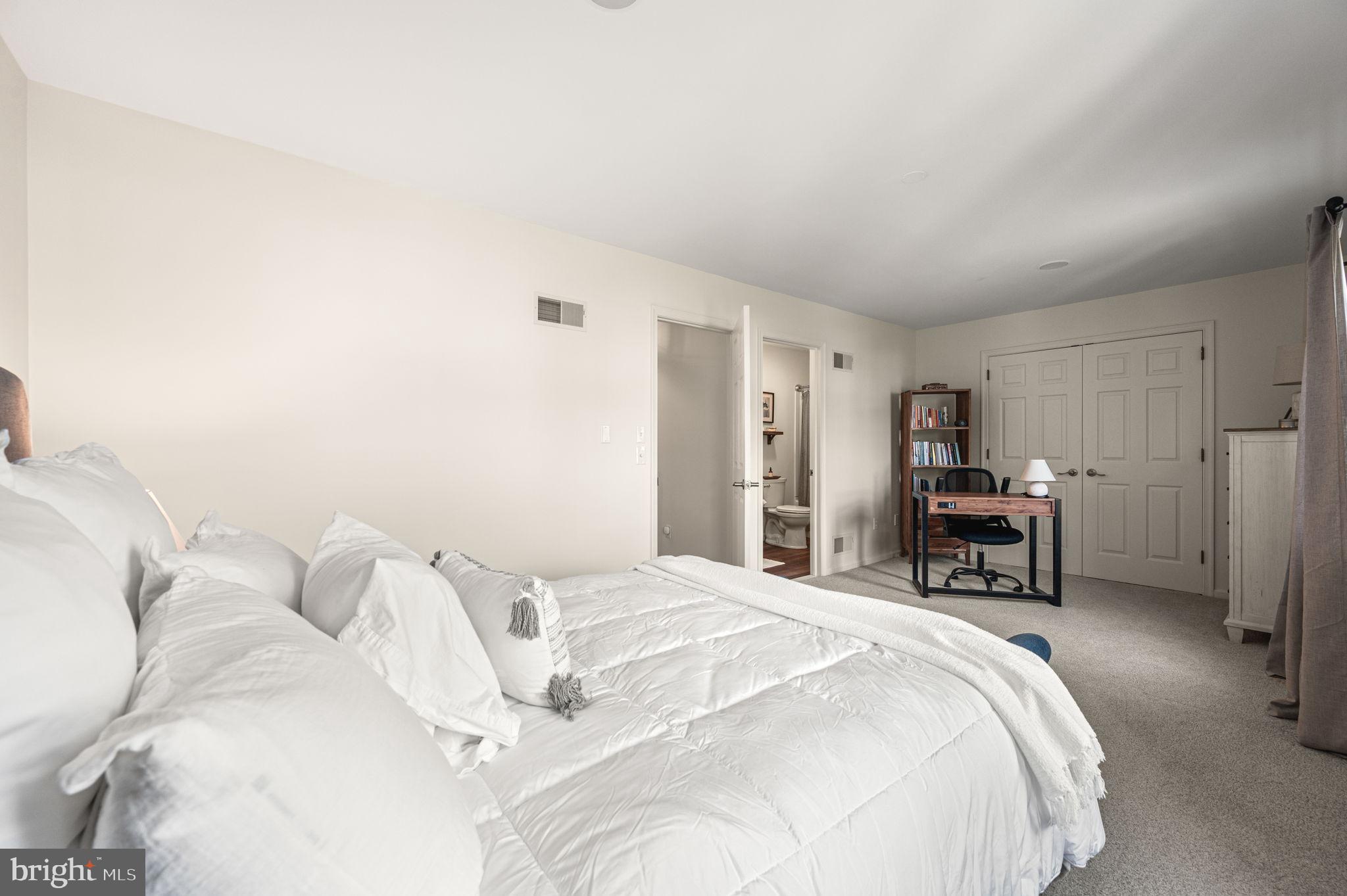 SUMMERFIELD AT ELVERSON - Residential
