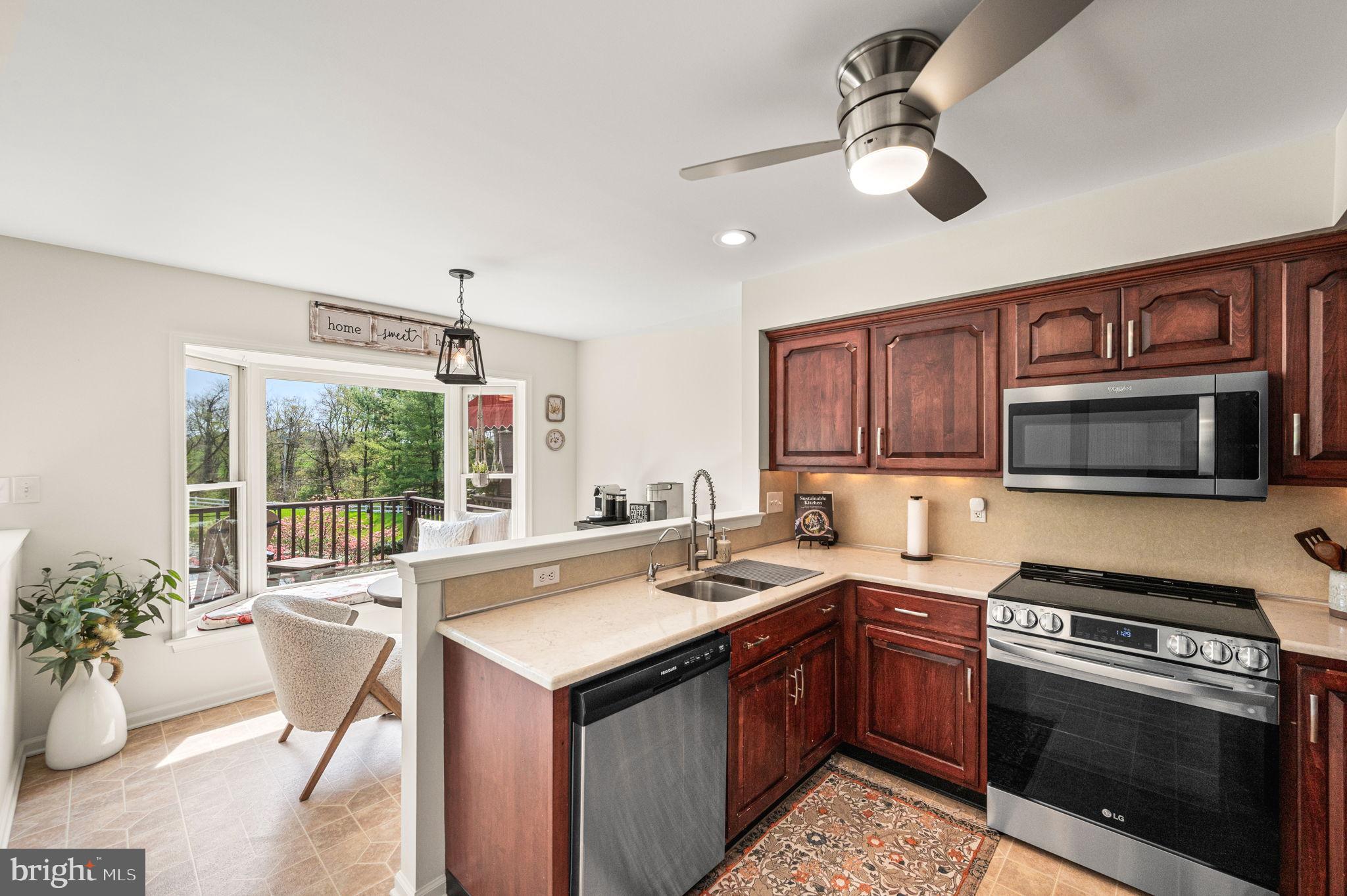 SUMMERFIELD AT ELVERSON - Residential