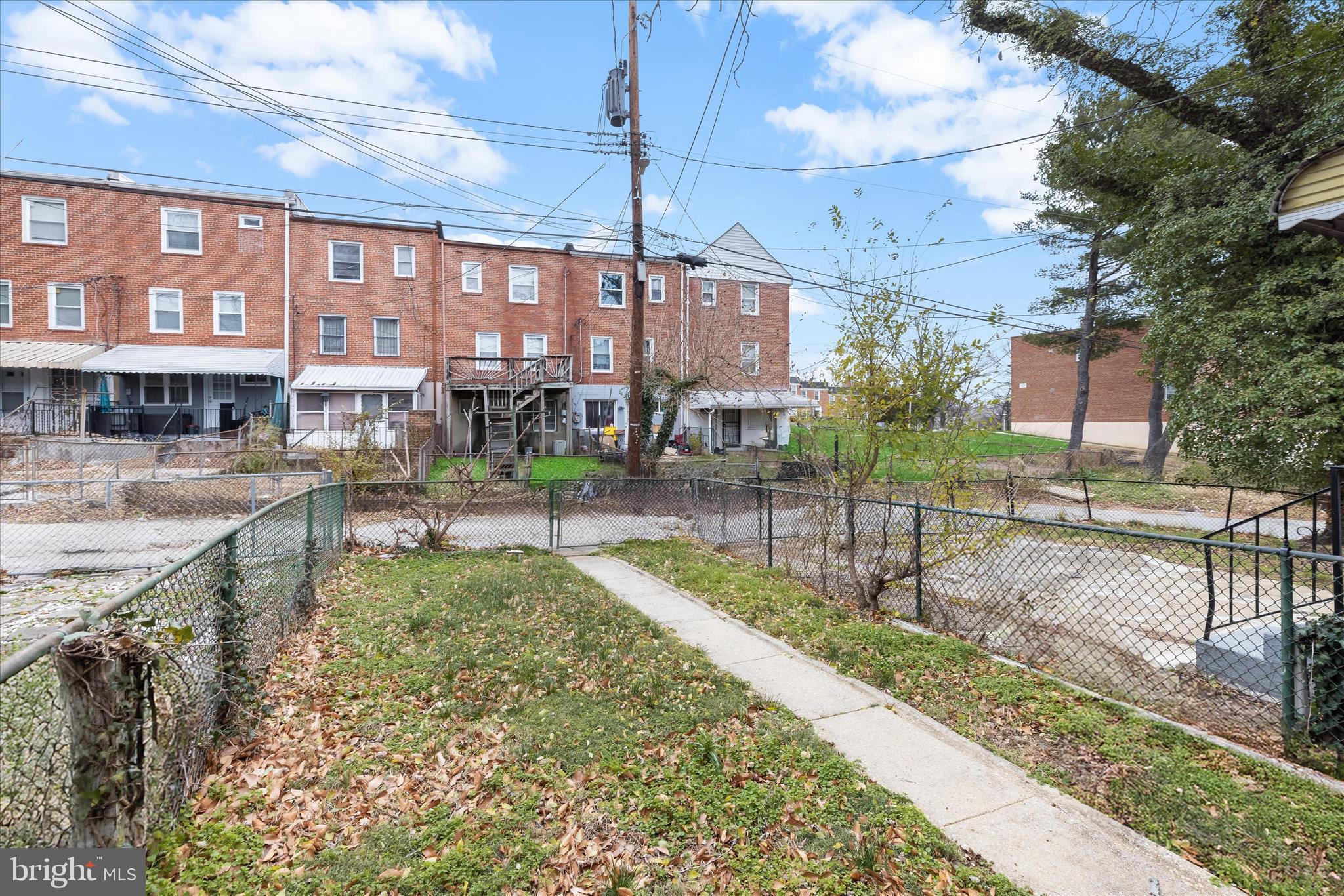 YALE HEIGHTS - Residential