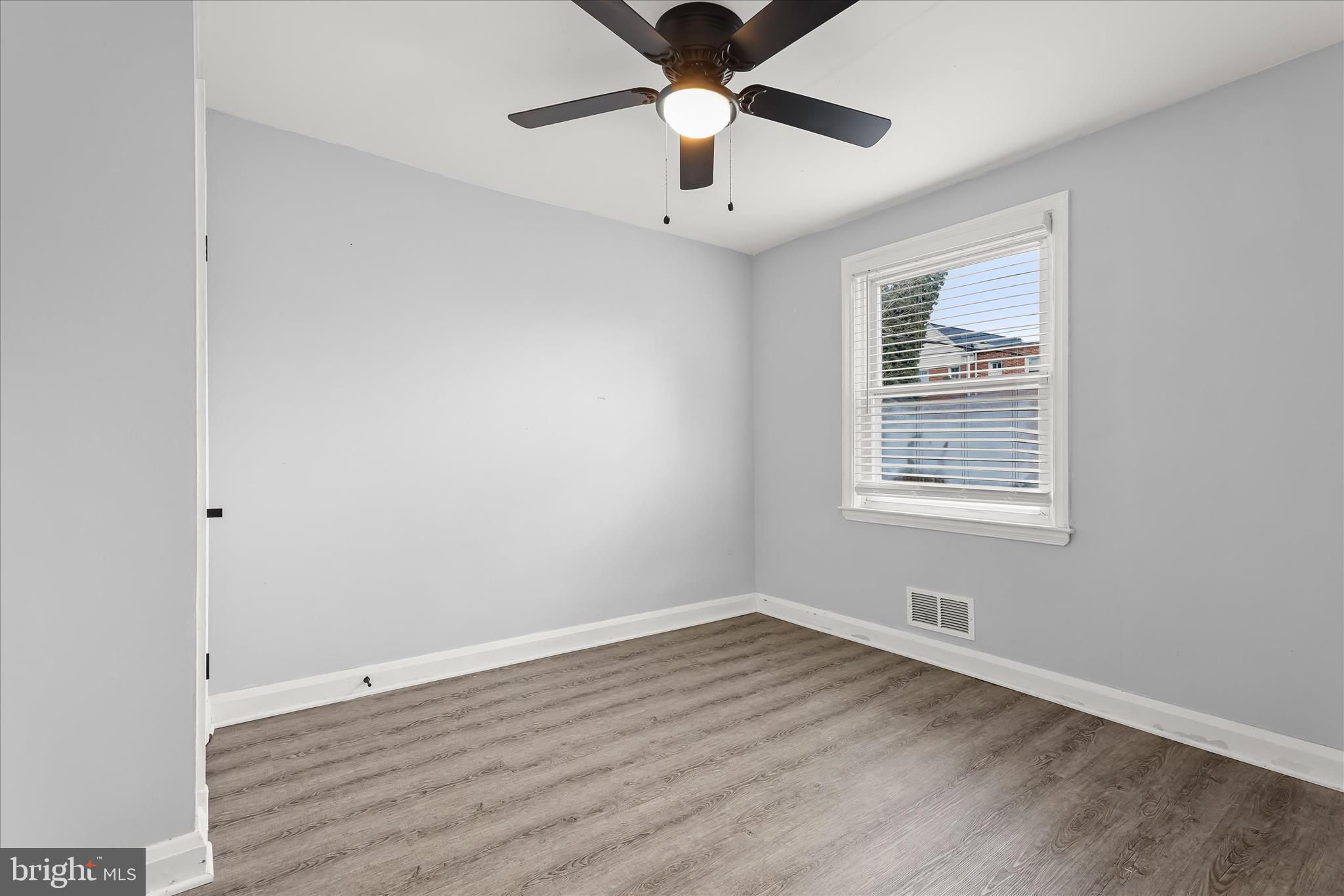 YALE HEIGHTS - Residential