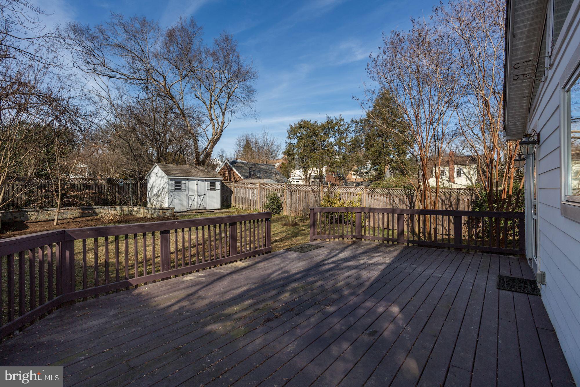 WESTMORELAND HILLS - Residential