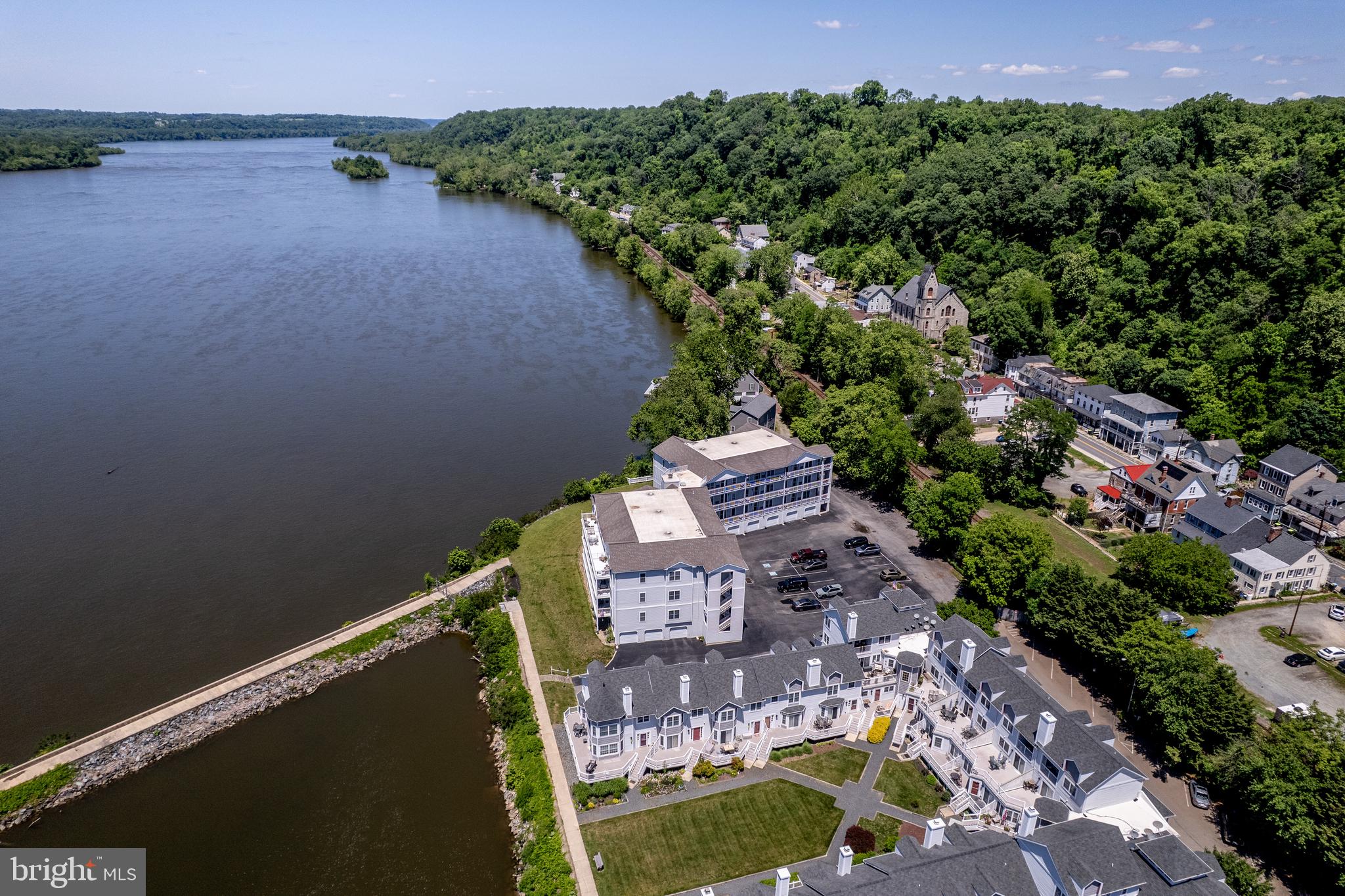 TOMES LANDING II - Residential