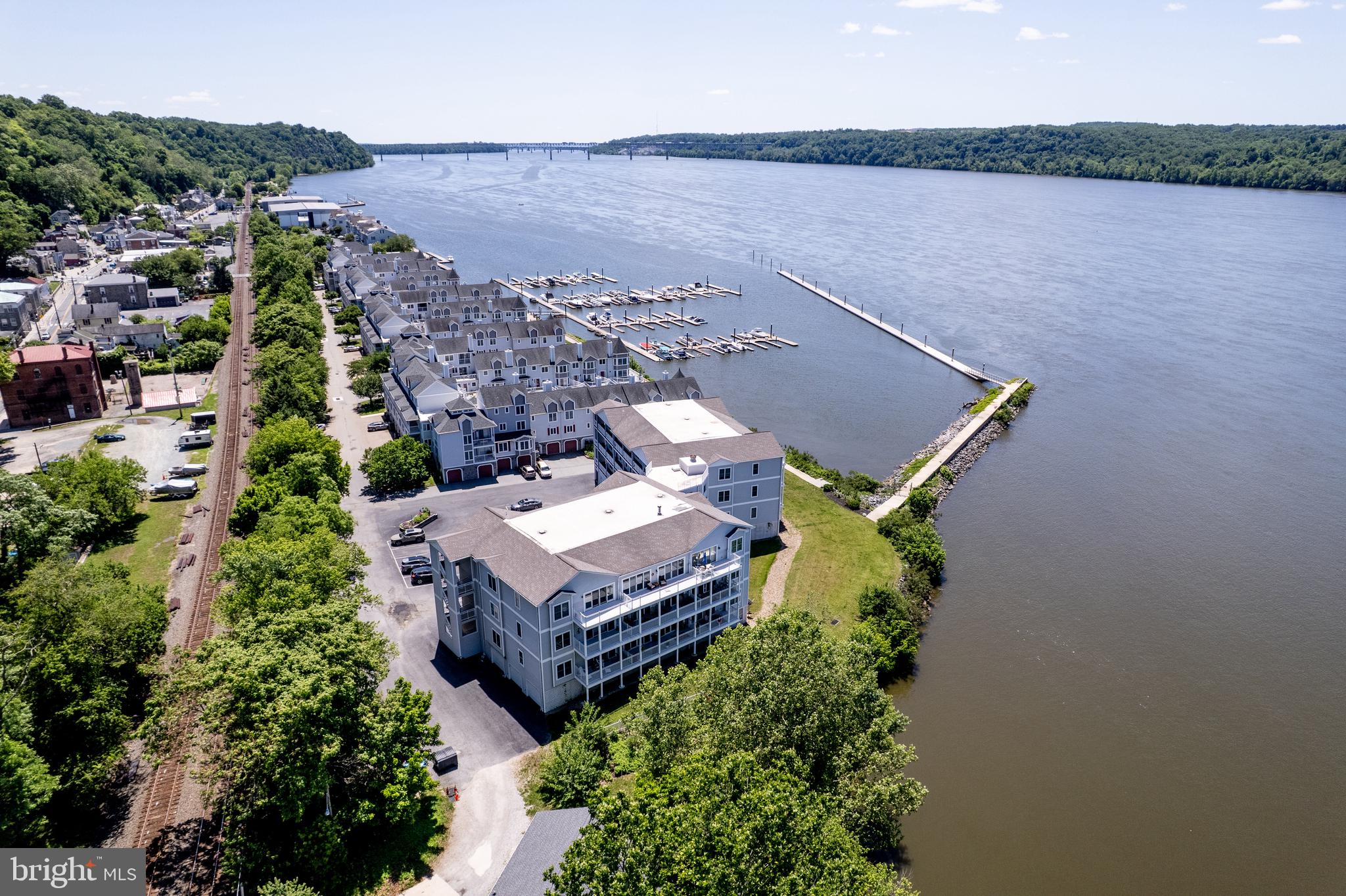 TOMES LANDING II - Residential