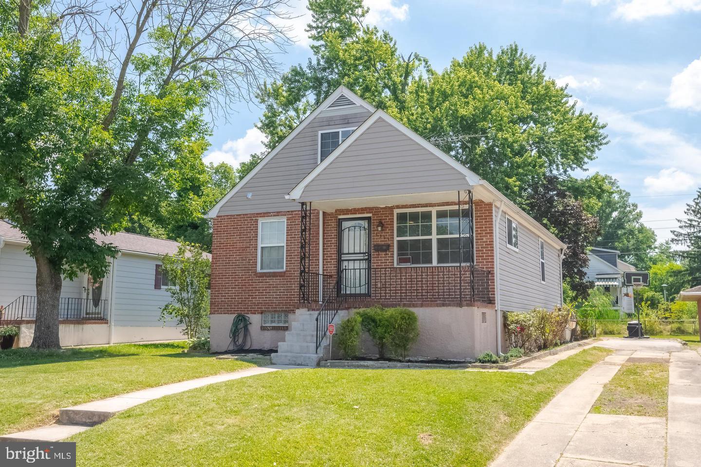 HAMILTON HEIGHTS - Residential