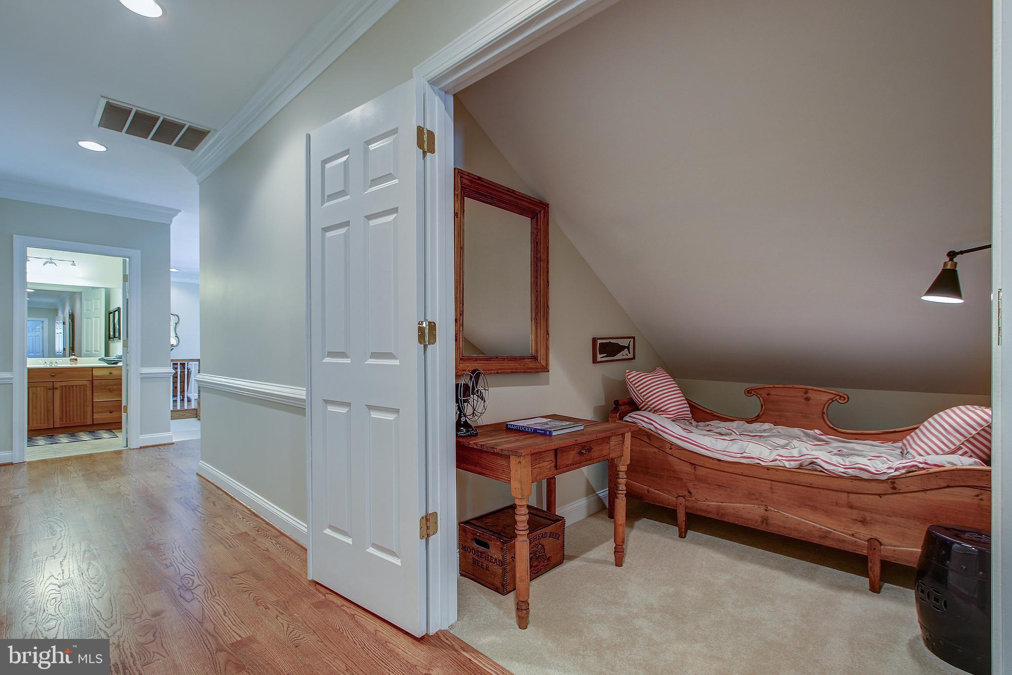 SENECA HIGHLANDS - Residential