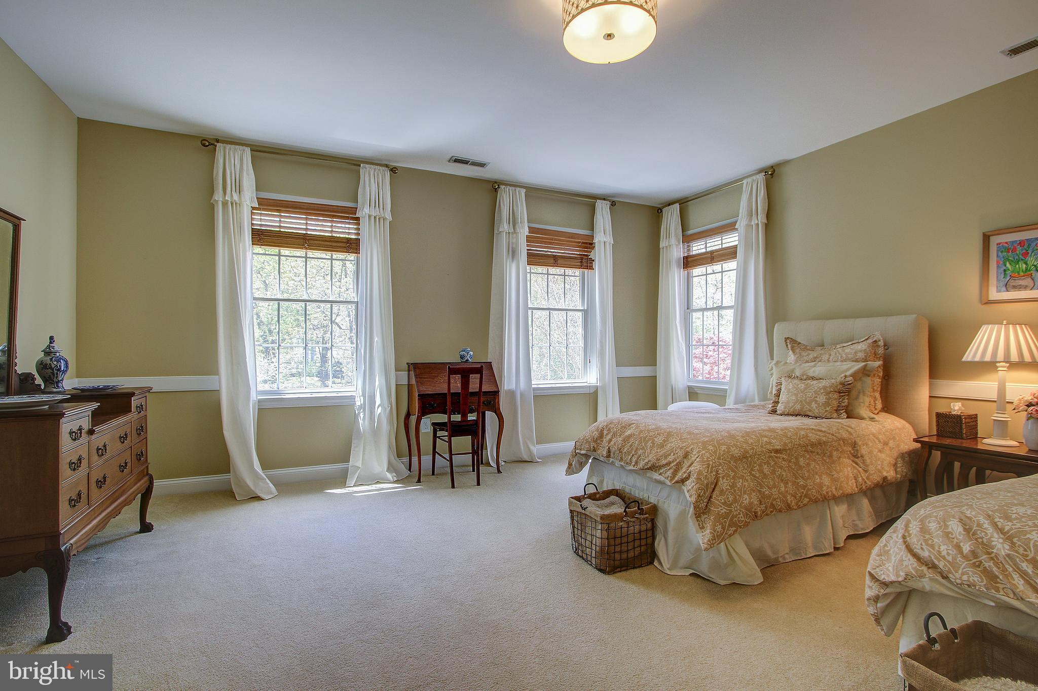 SENECA HIGHLANDS - Residential