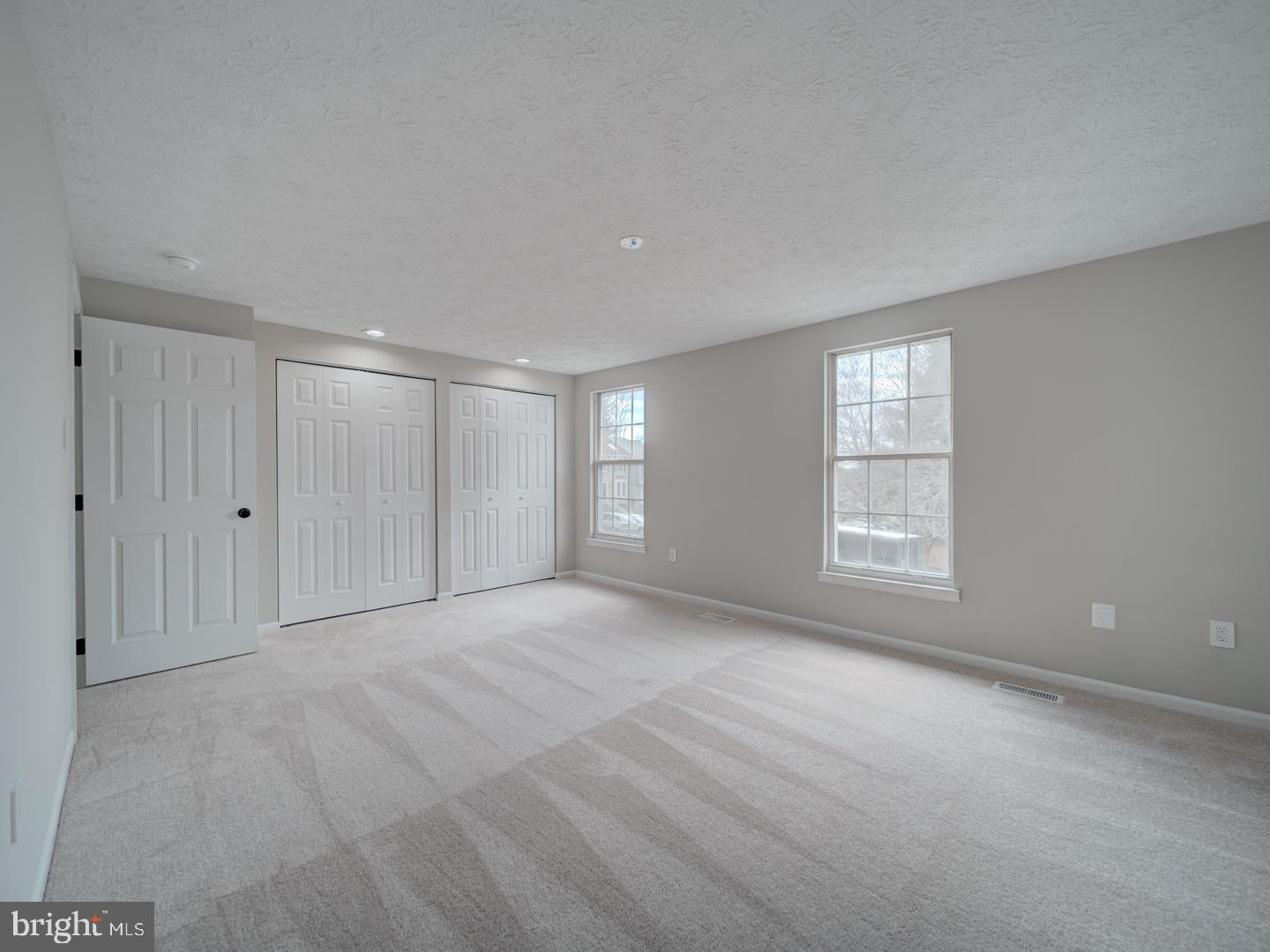 VILLAGE AT THOMAS RUN - Residential