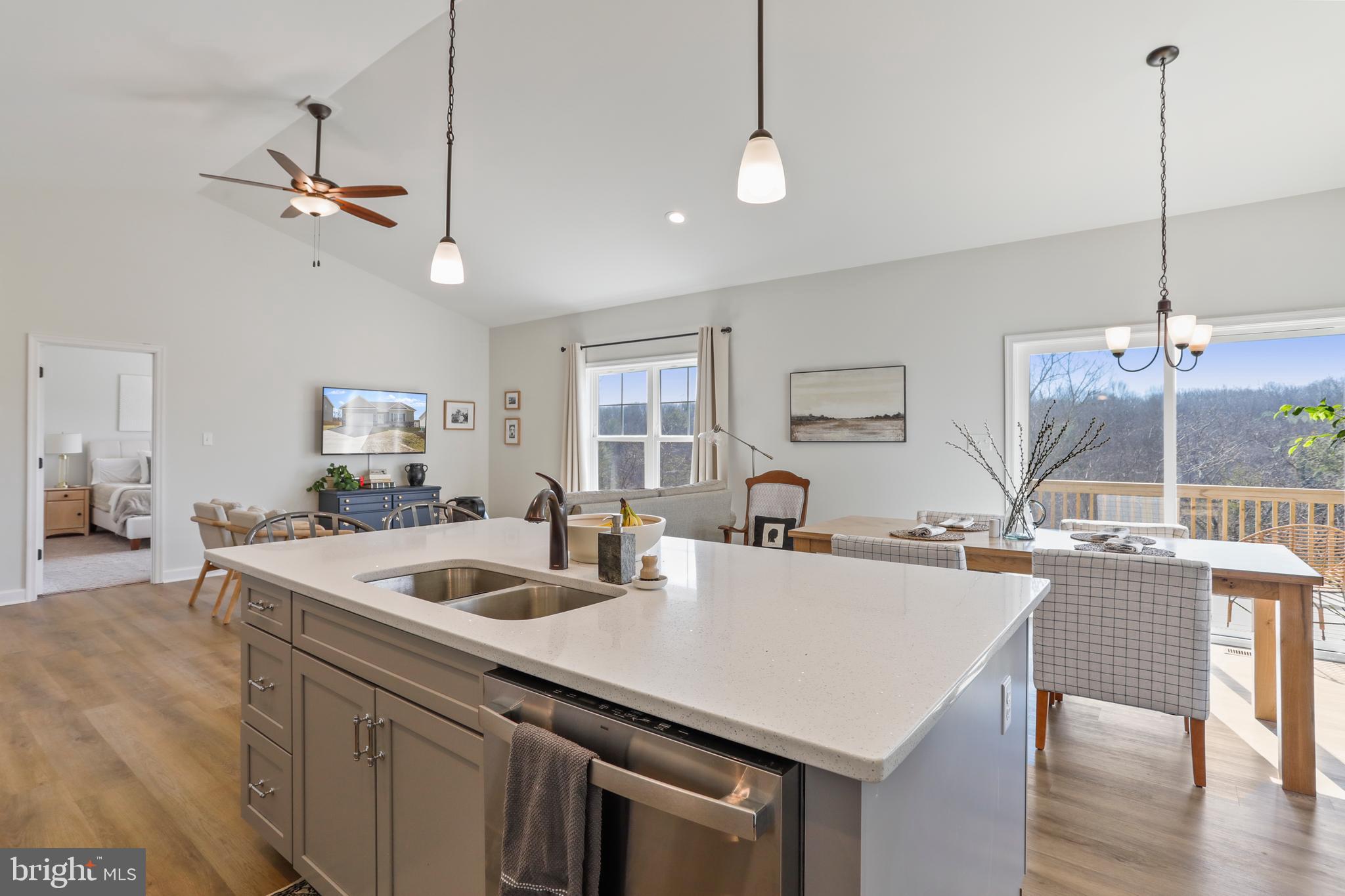 CAREFREE ACRES - Residential
