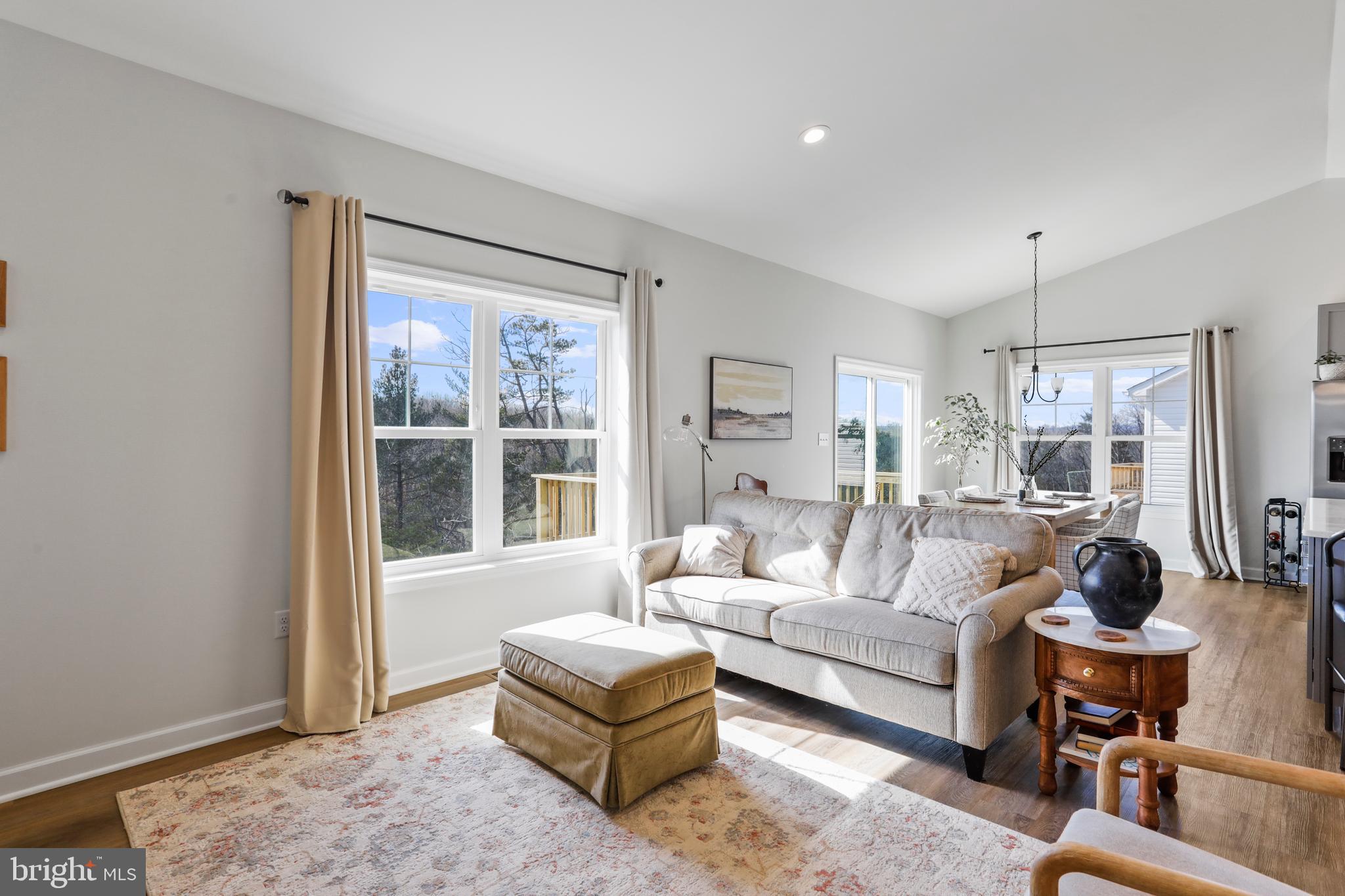 CAREFREE ACRES - Residential