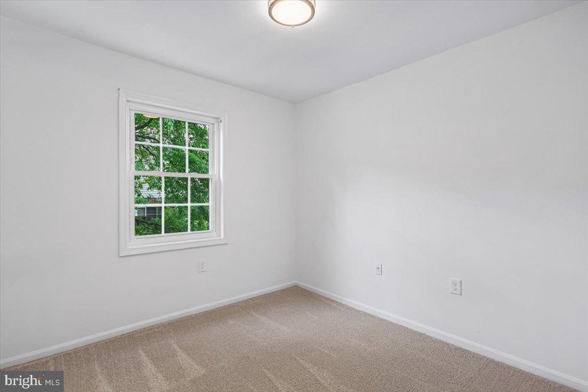 PLYMOUTH WOODS - Residential