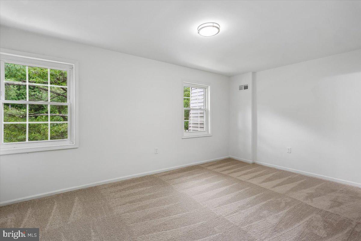 PLYMOUTH WOODS - Residential