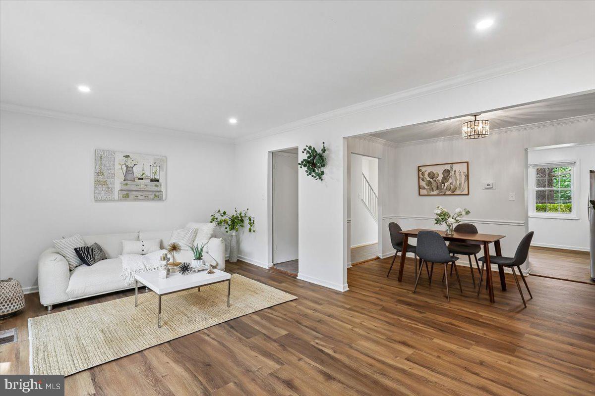 PLYMOUTH WOODS - Residential
