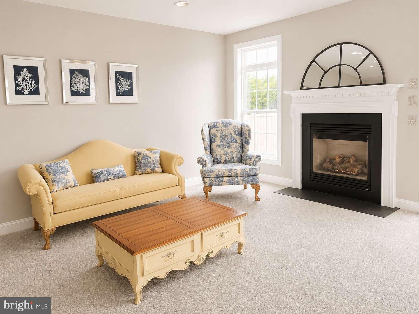 LAUREL BROOKE - Residential