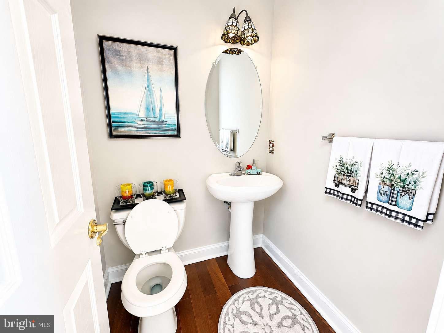 LAUREL BROOKE - Residential