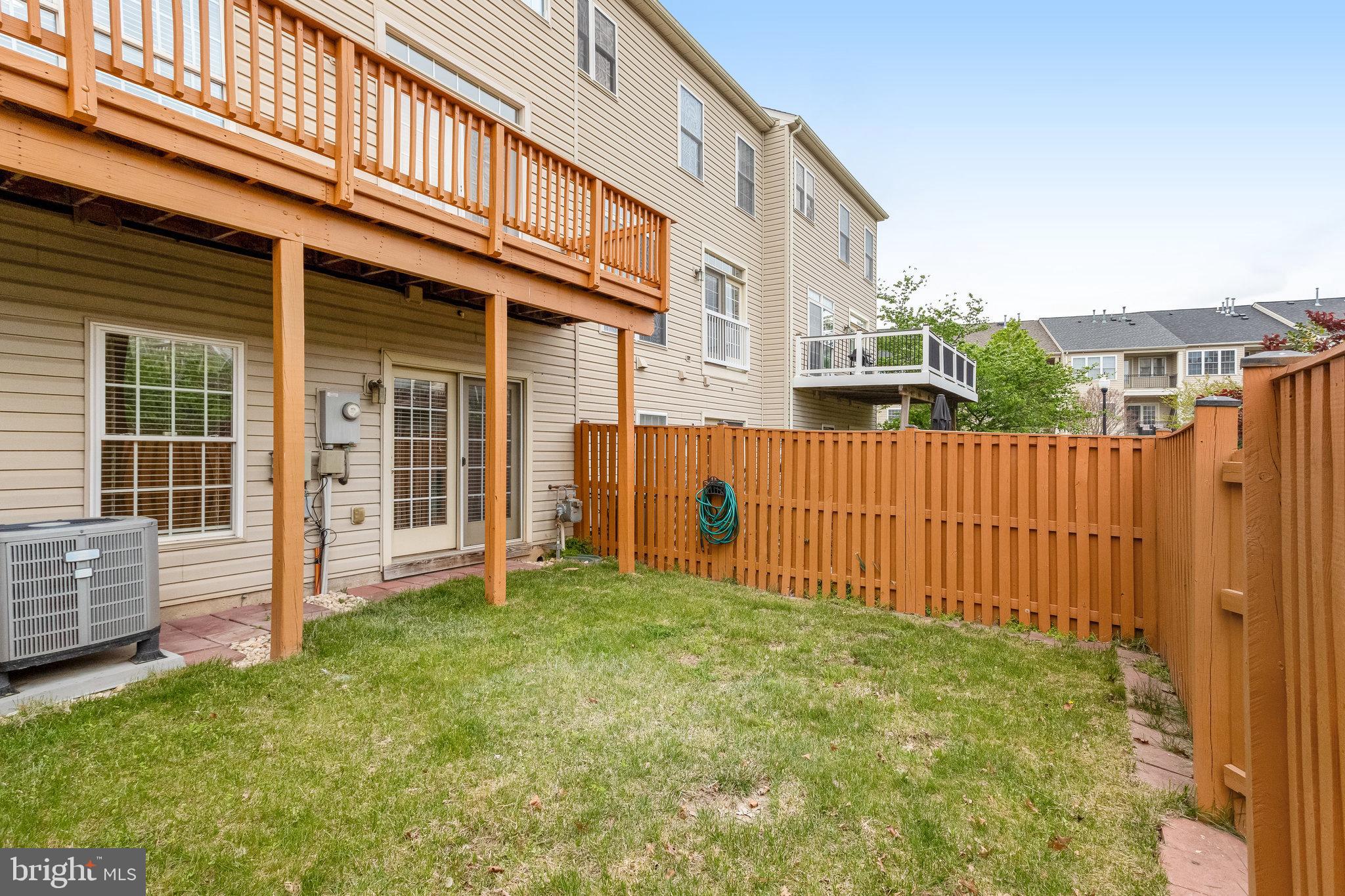 SOUTH RIDING - Residential