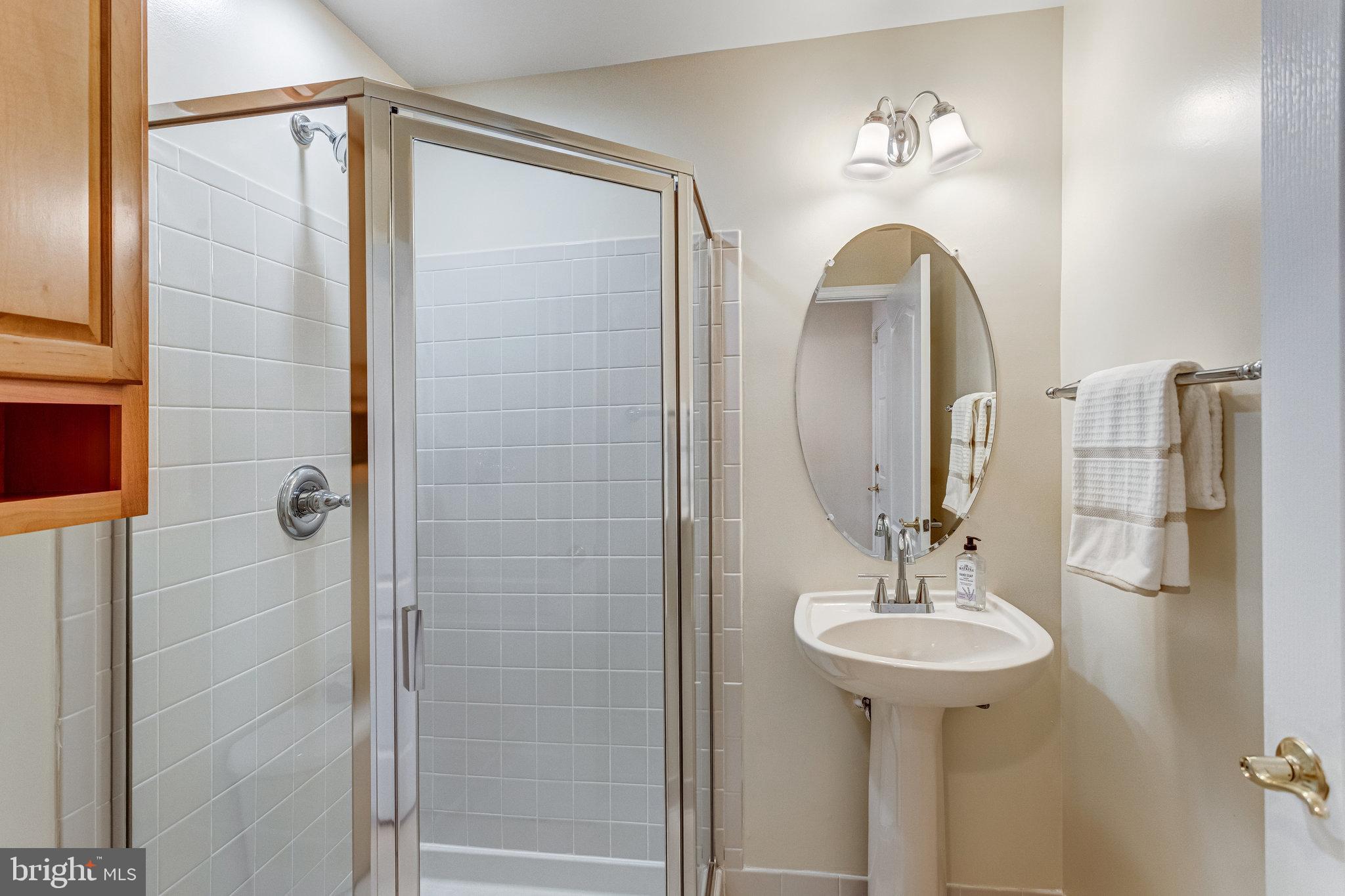 SOUTH RIDING - Residential