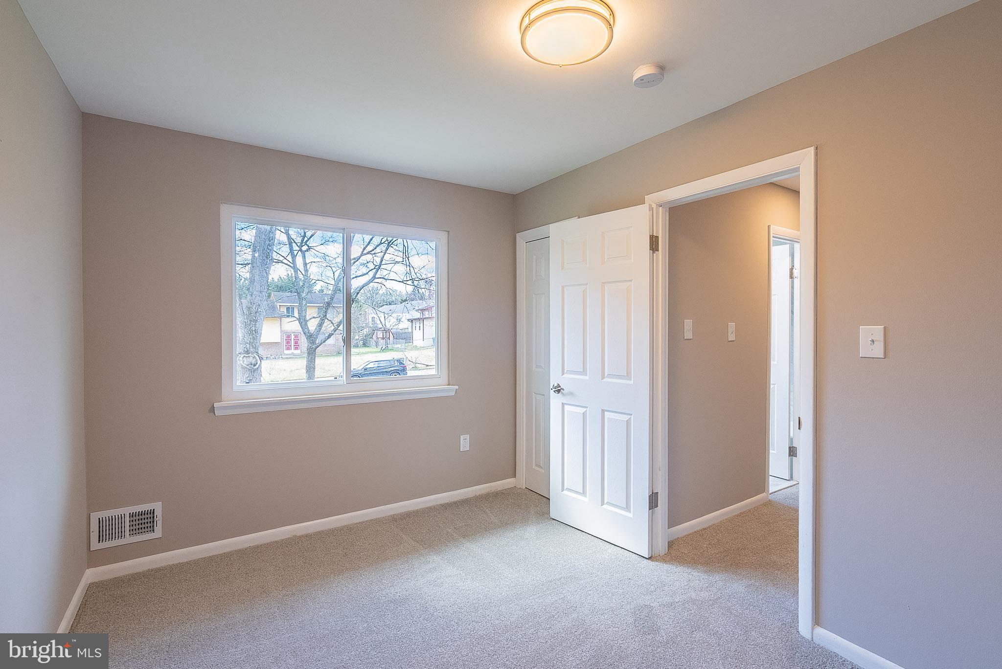 FRANKLIN SQUARE - Residential