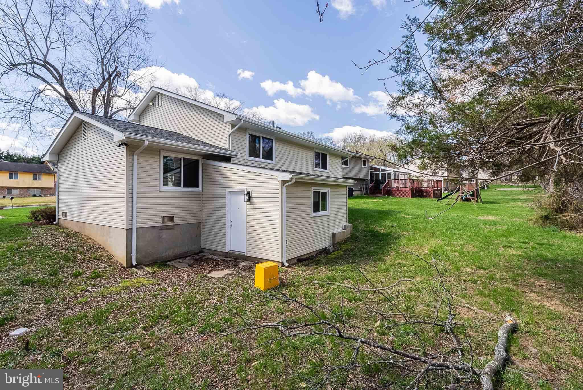 FRANKLIN SQUARE - Residential
