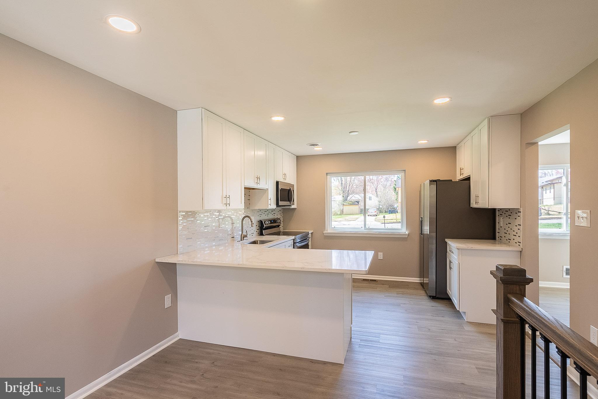 FRANKLIN SQUARE - Residential