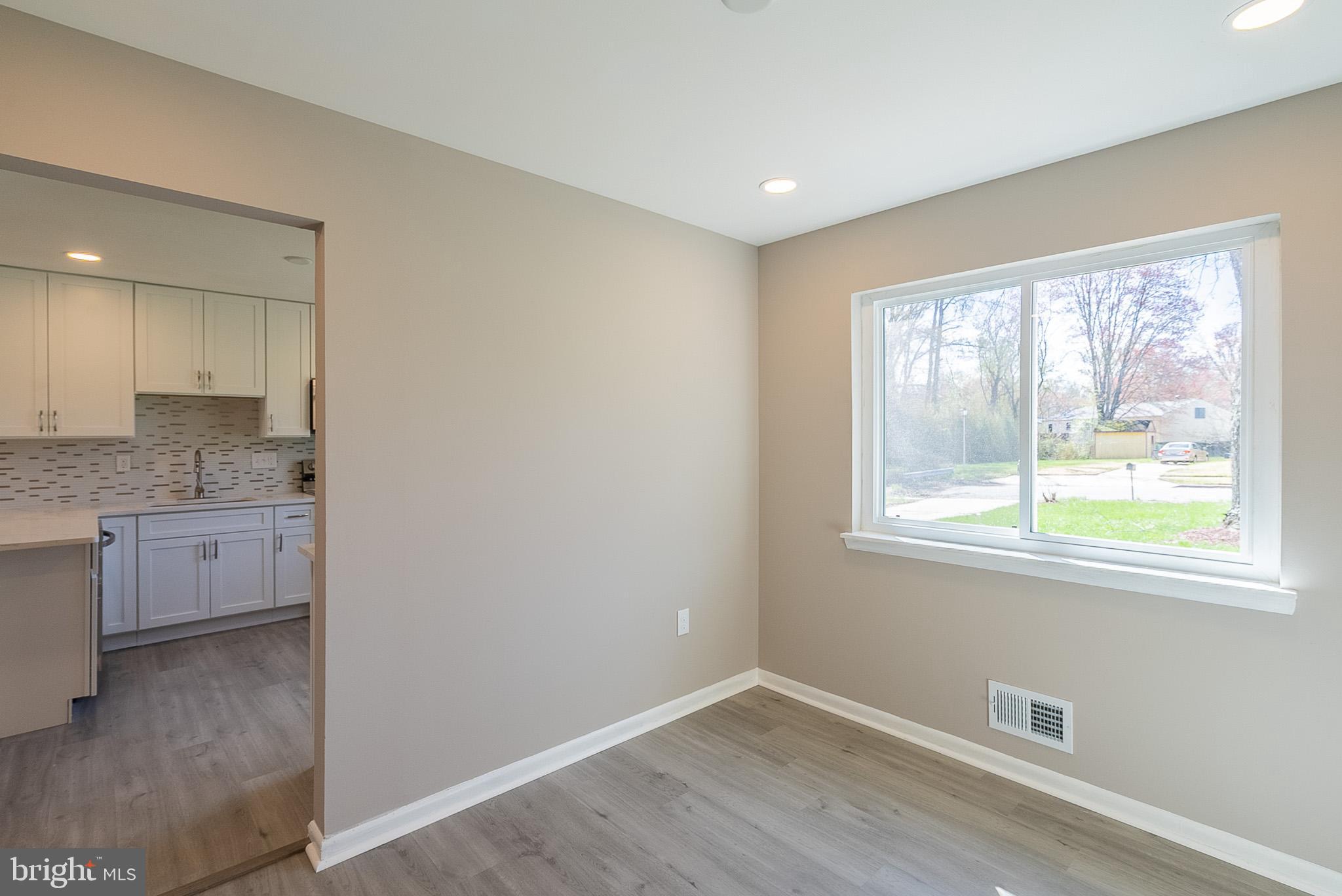 FRANKLIN SQUARE - Residential