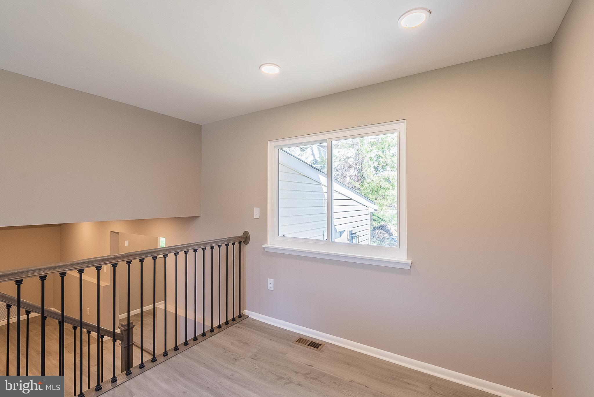 FRANKLIN SQUARE - Residential
