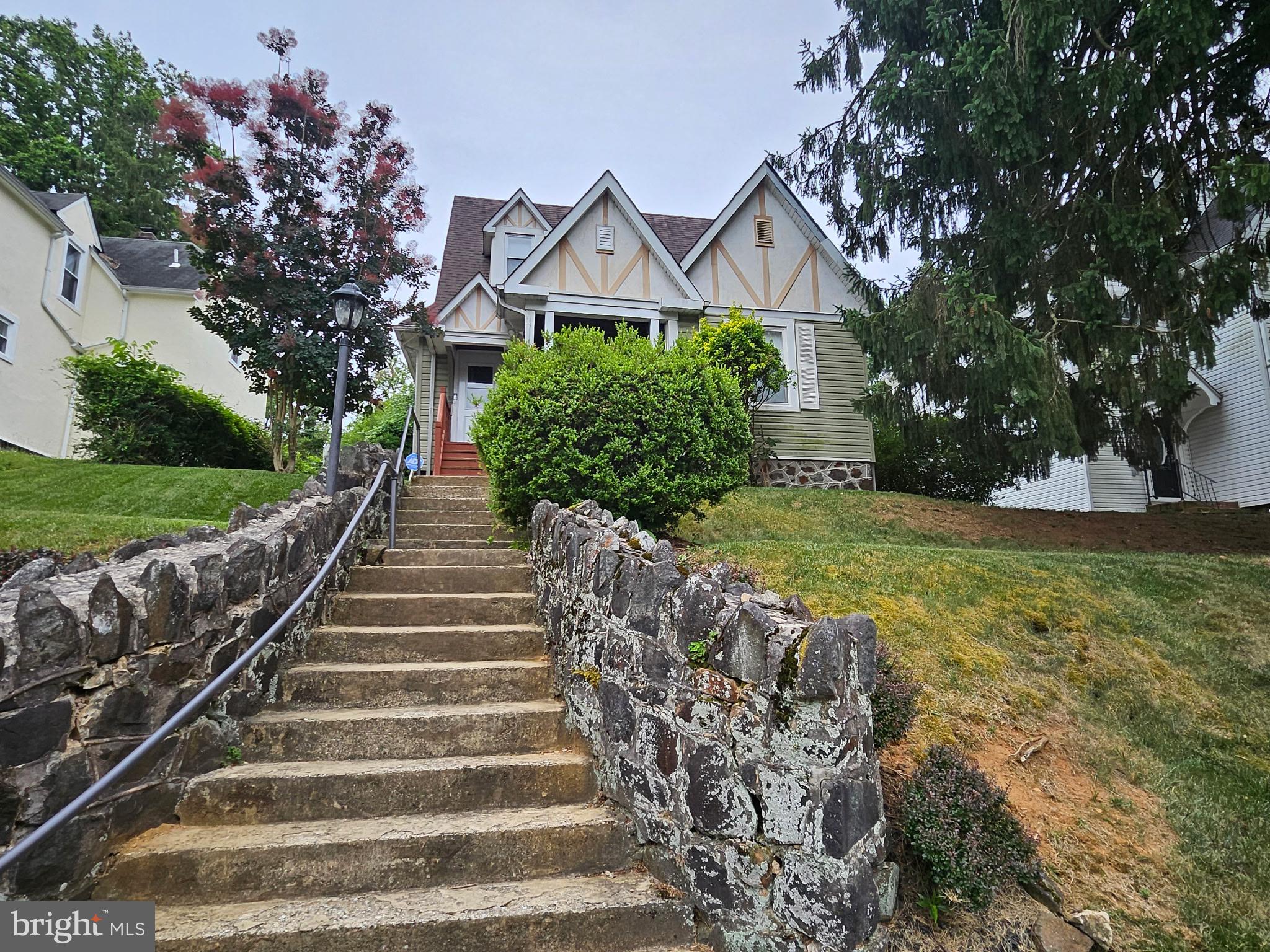 HOWARD PARK - Residential