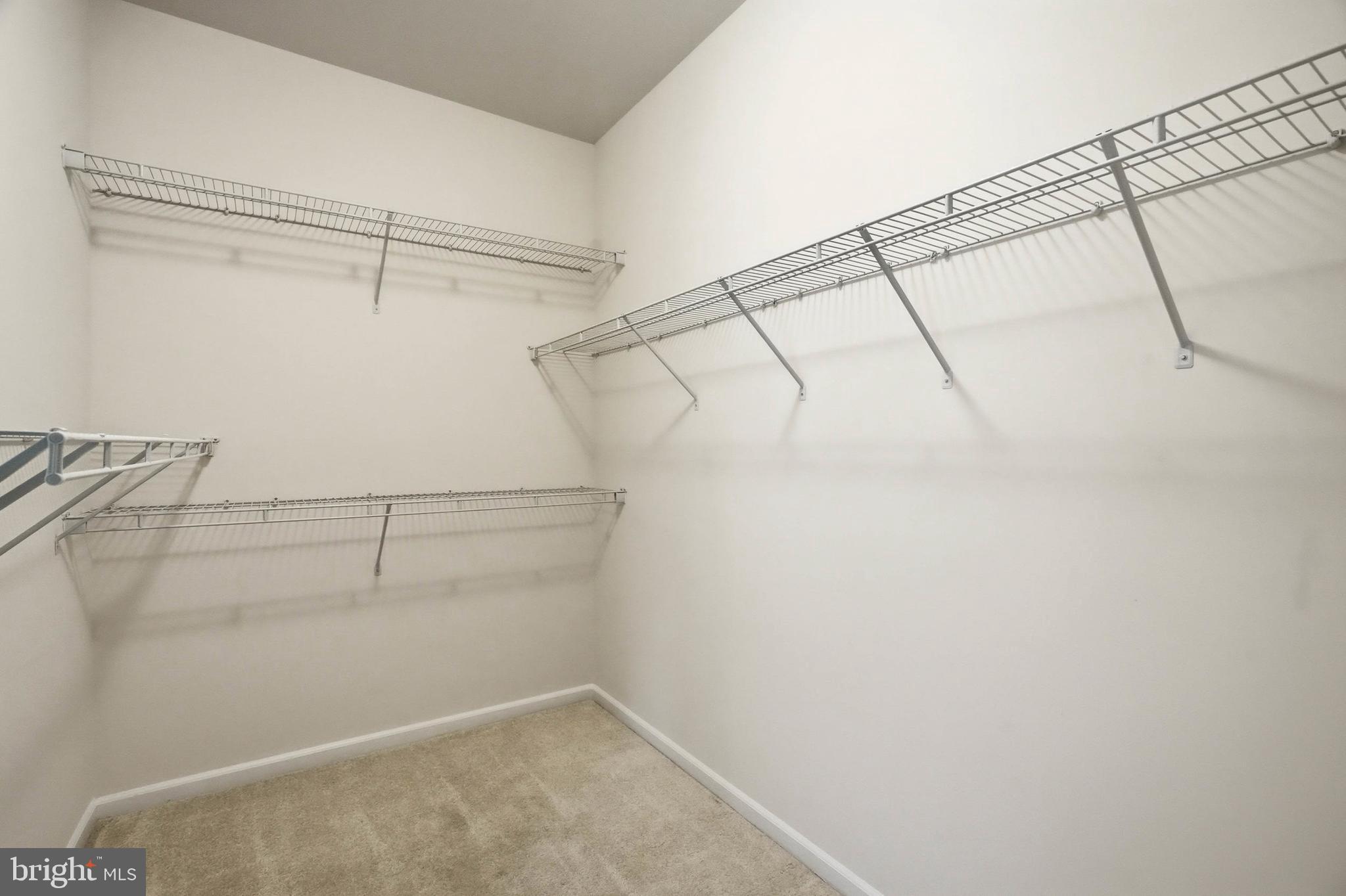 HEARTHSTONE AT VILLAGE CREST CONDOMINIUMS - Residential