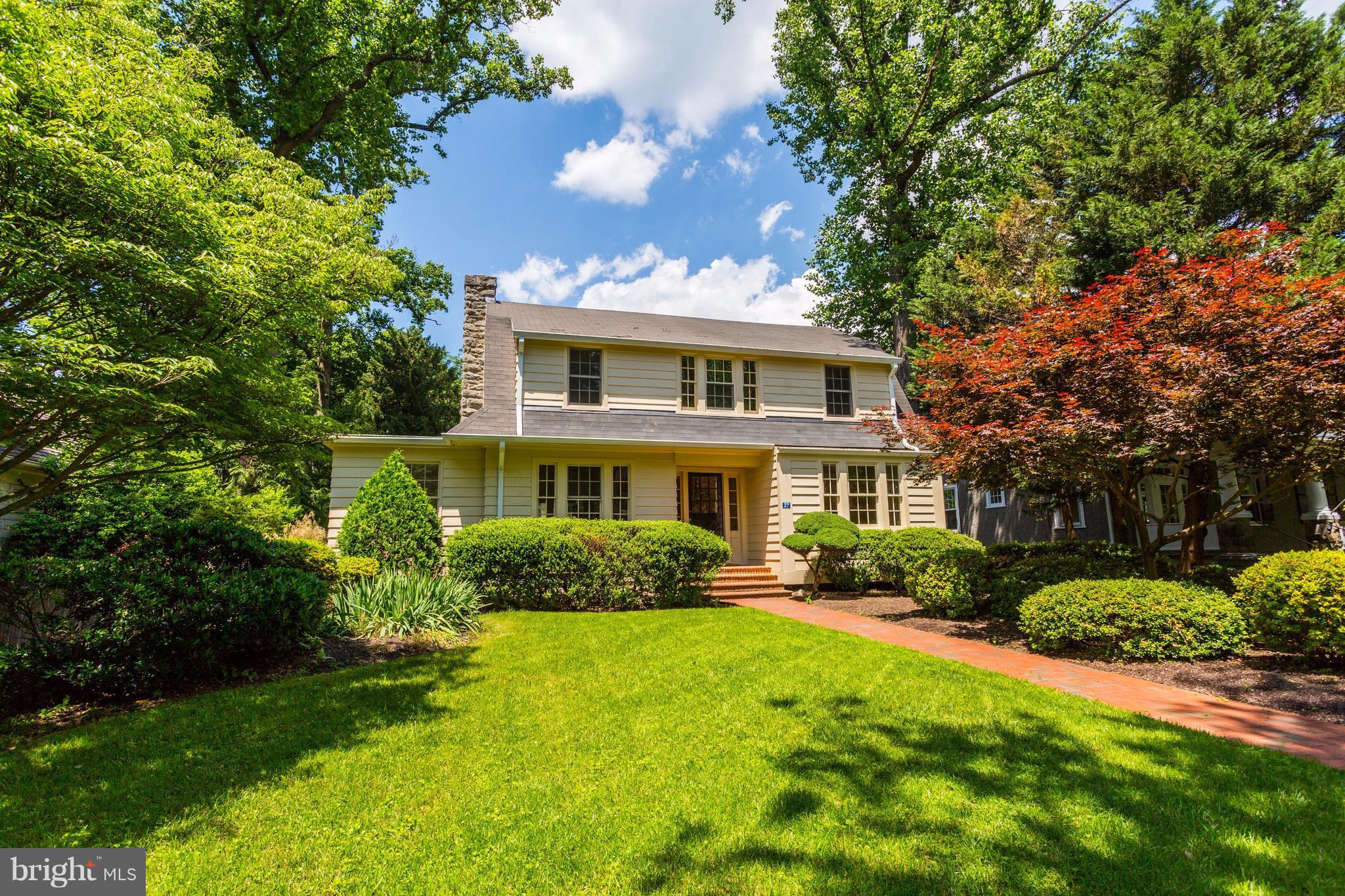 CHEVY CHASE VILLAGE - Residential