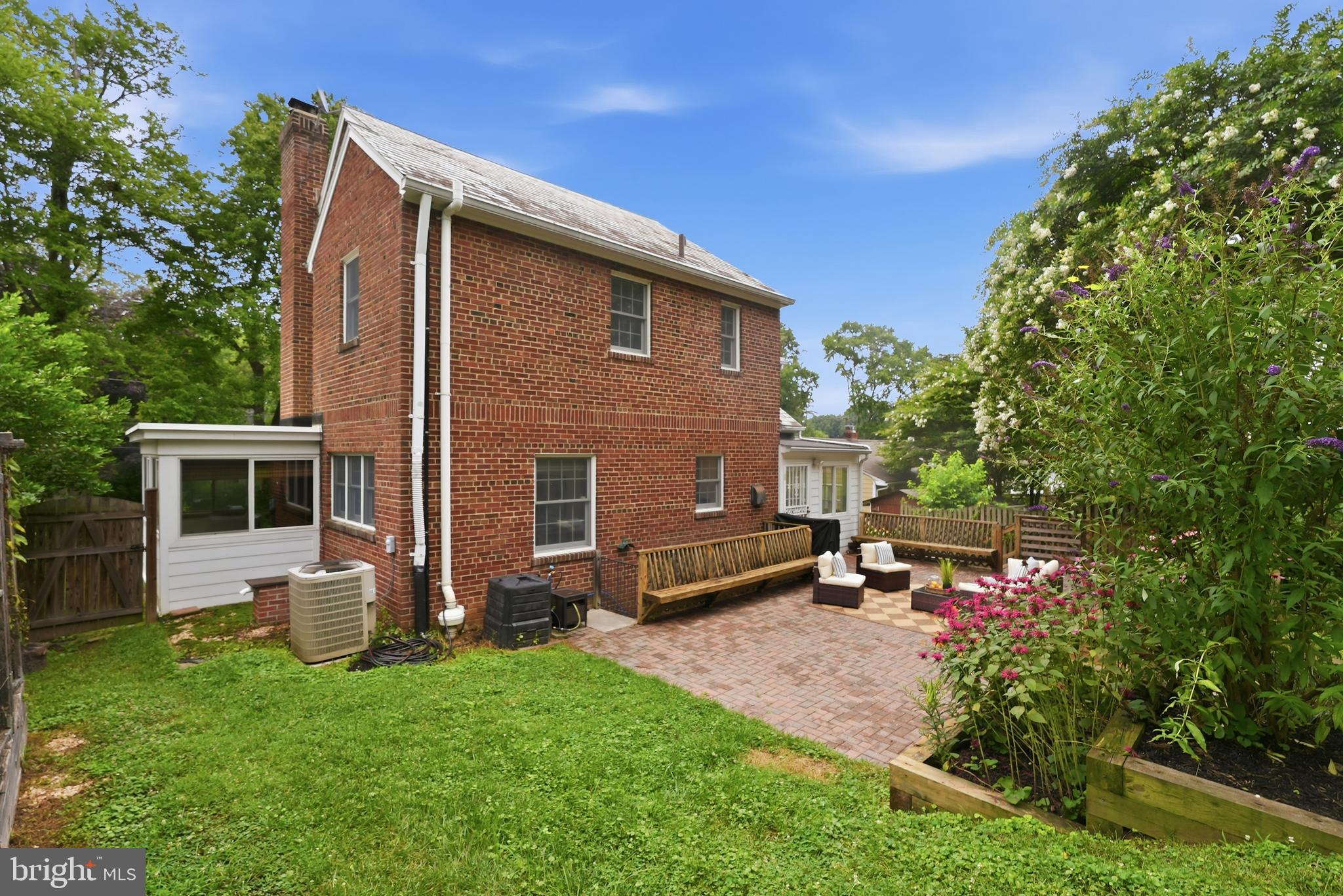 SOUTH FOUR CORNERS - Residential