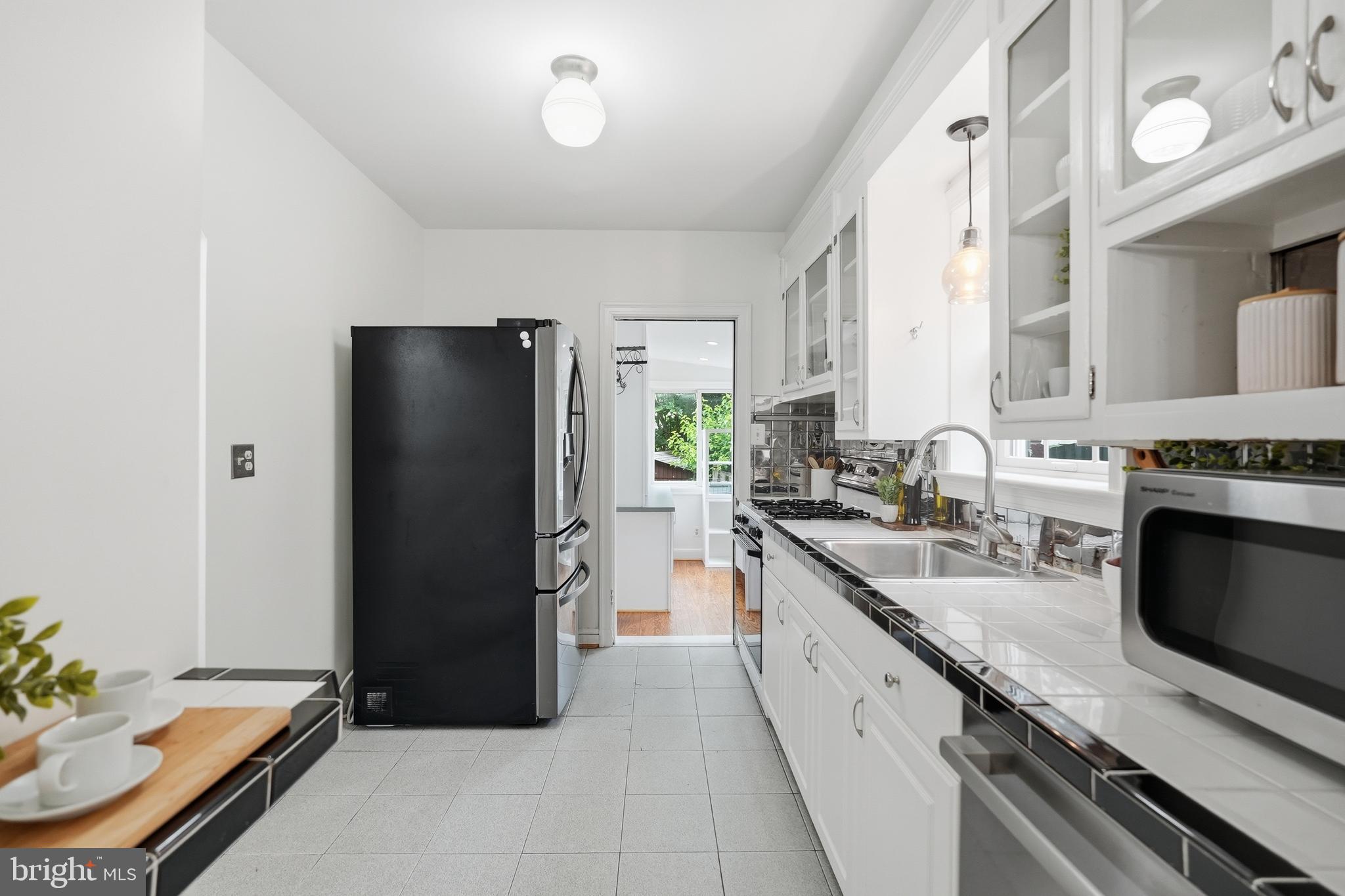 SOUTH FOUR CORNERS - Residential