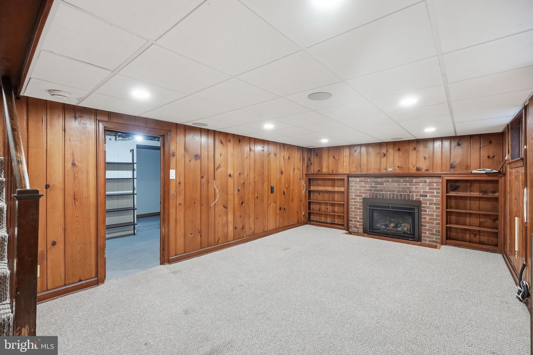 SOUTH FOUR CORNERS - Residential