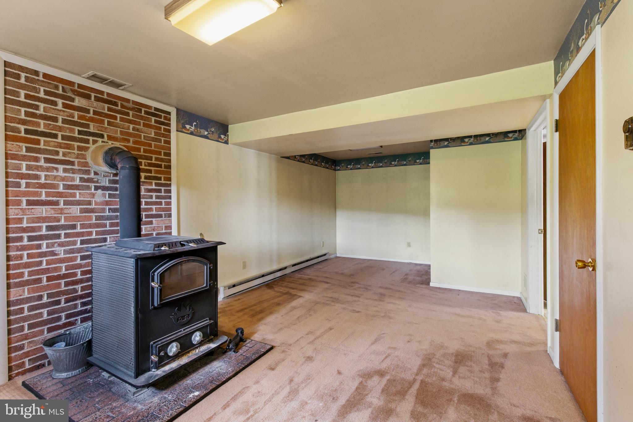 WALNUT TERRACE - Residential