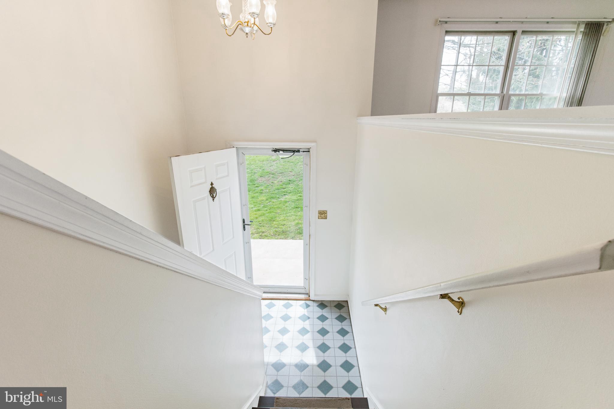 WALNUT TERRACE - Residential