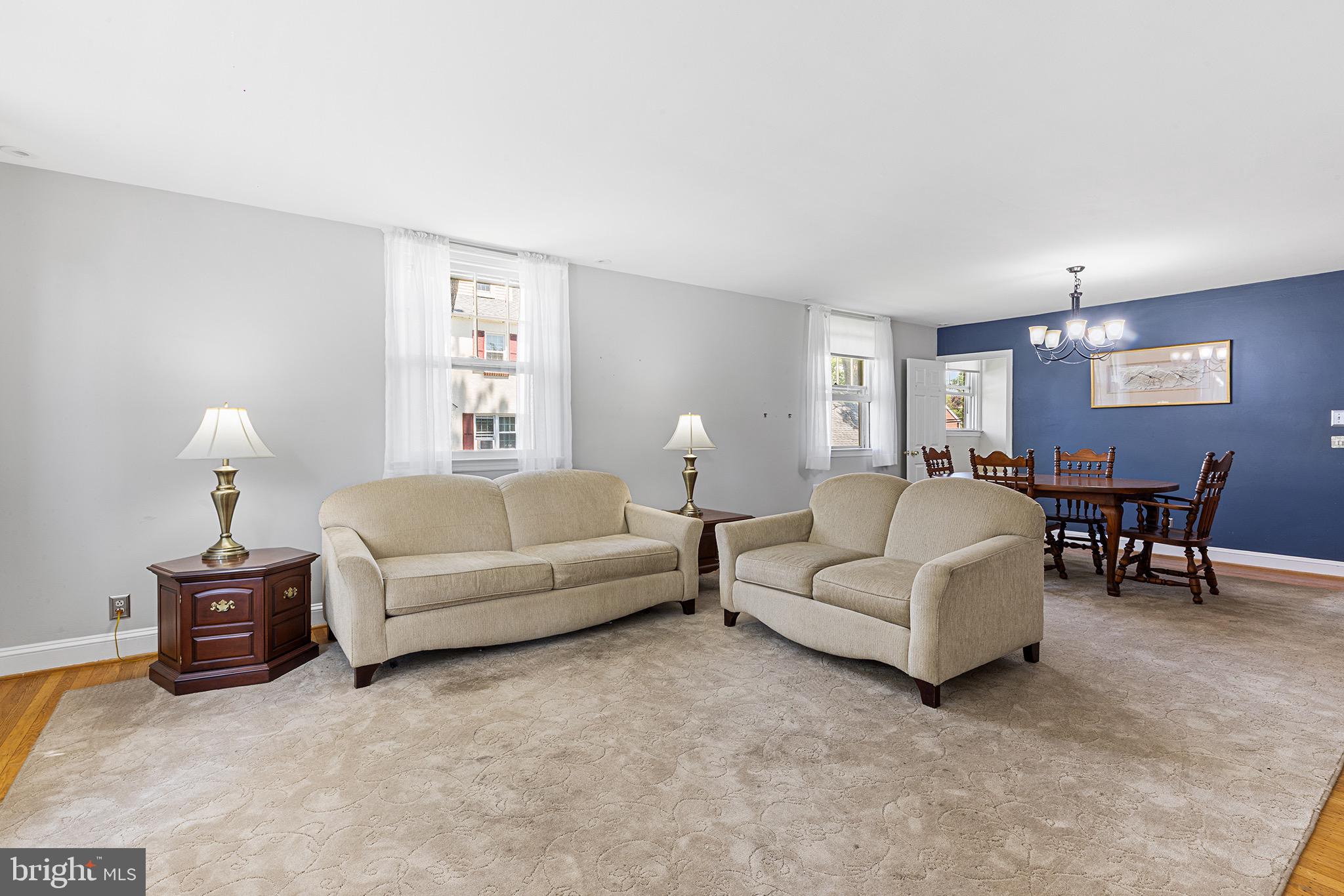 WOODMERE - Residential