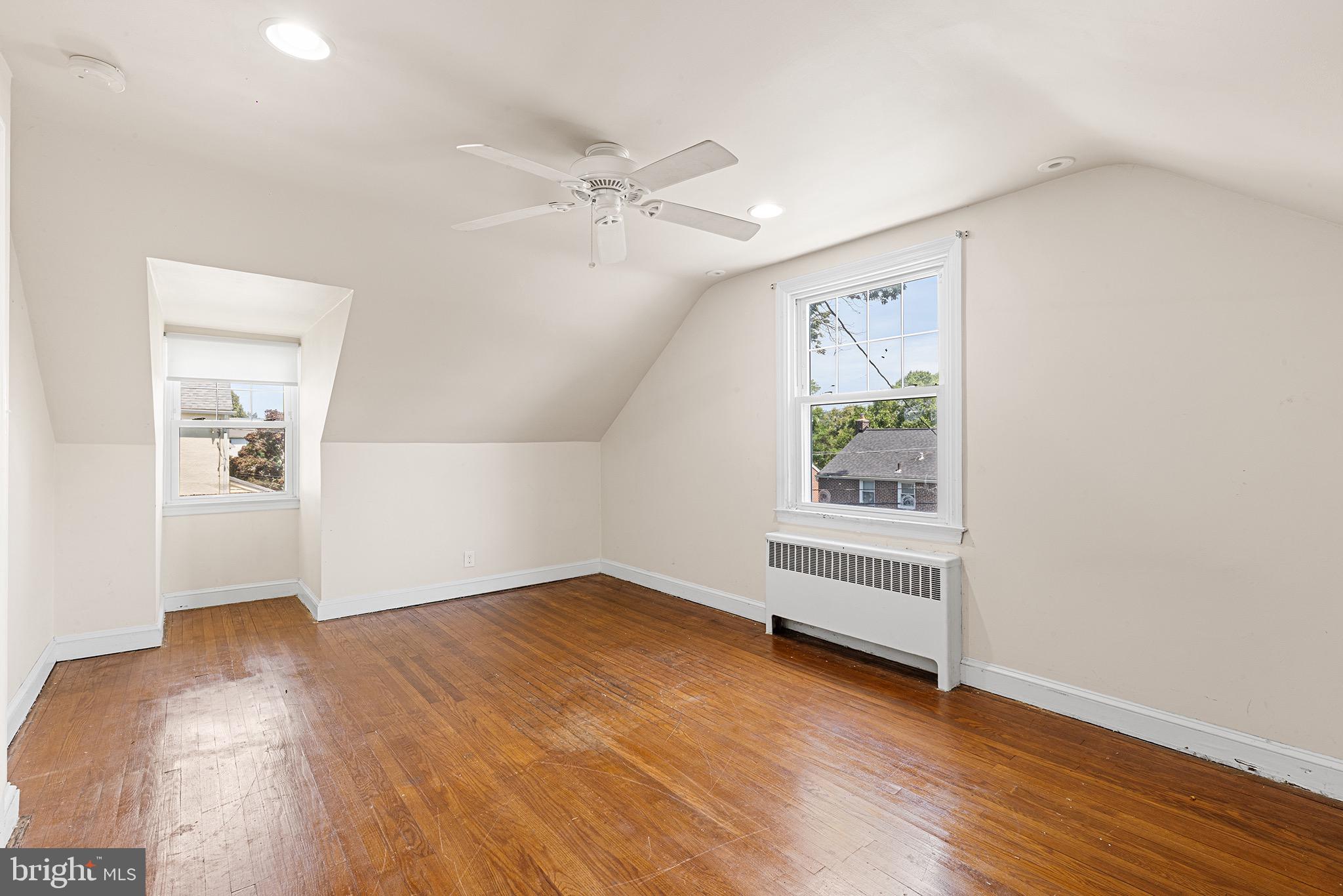 WOODMERE - Residential